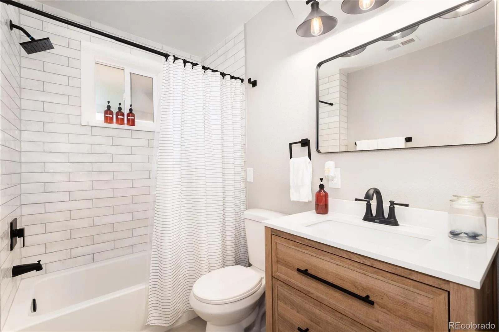 04182026191714 1600 19