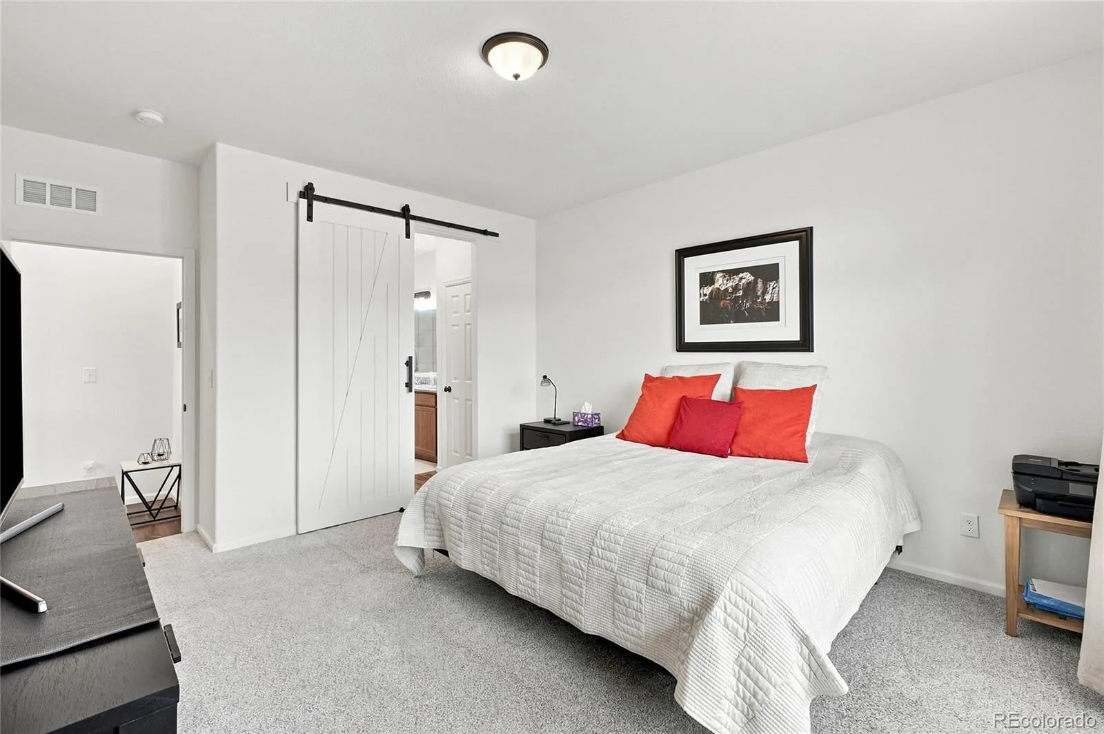 58 S Oak Hill Court Aurora CO 80018 | MLS #REC7334665 08092026172549 1600 18