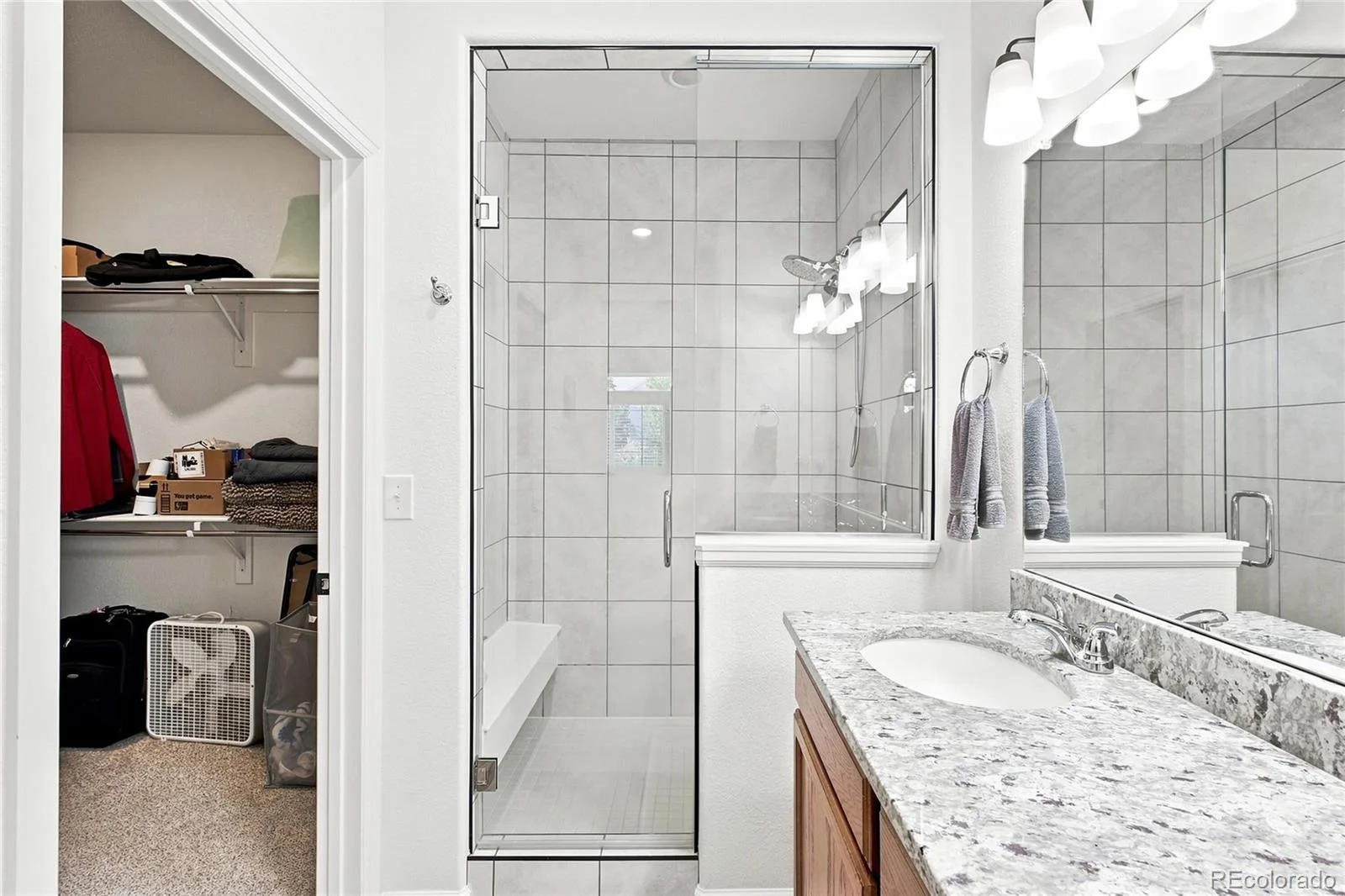 58 S Oak Hill Court Aurora CO 80018 | MLS #REC7334665 08092026172549 1600 21