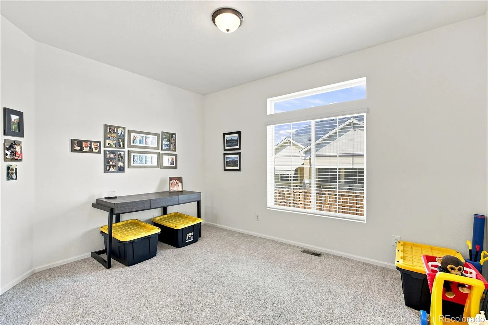58 S Oak Hill Court Aurora CO 80018 | MLS #REC7334665 08092026172549 1600 24