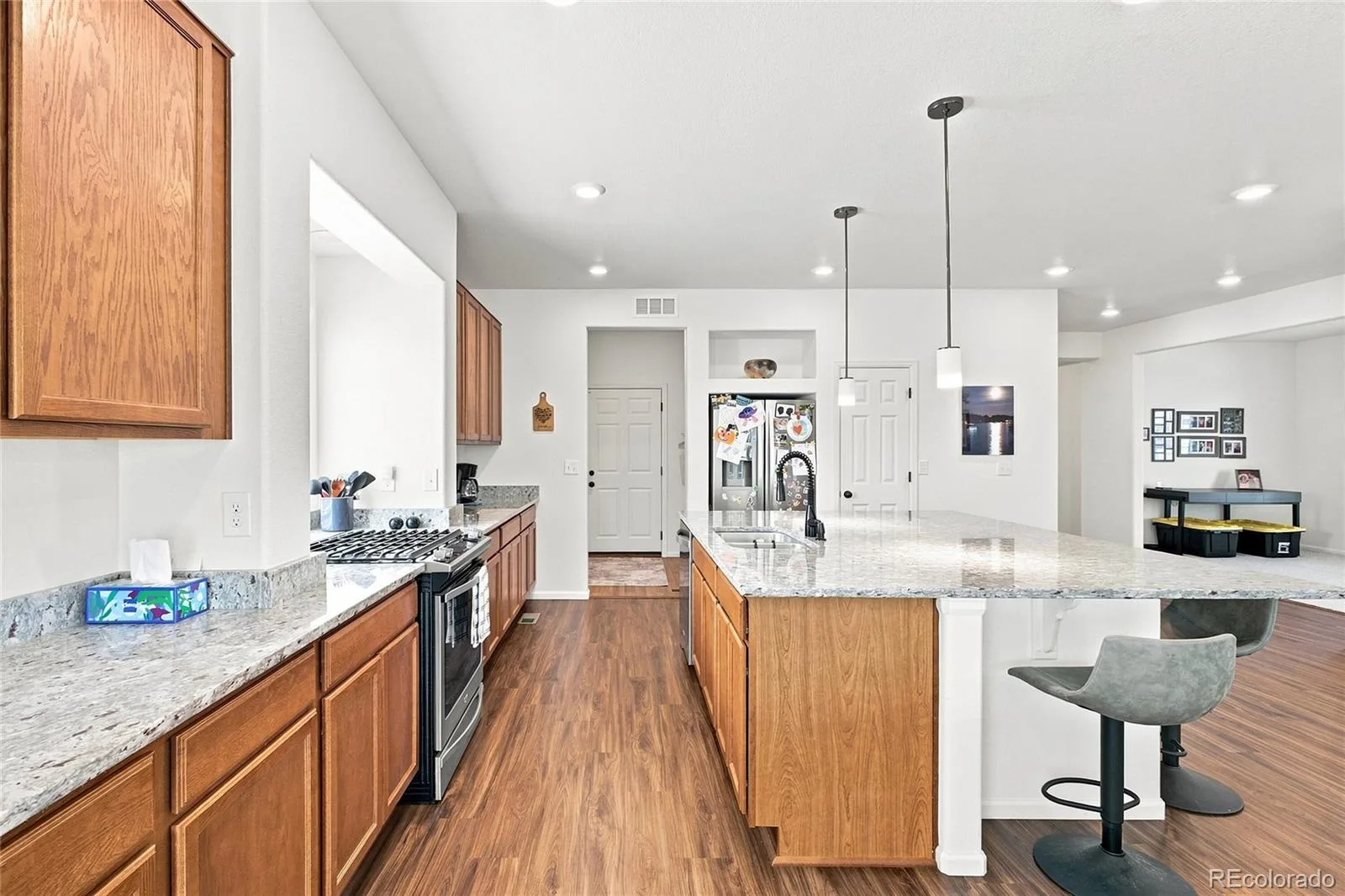58 S Oak Hill Court Aurora CO 80018 | MLS #REC7334665 08092026172549 1600 6