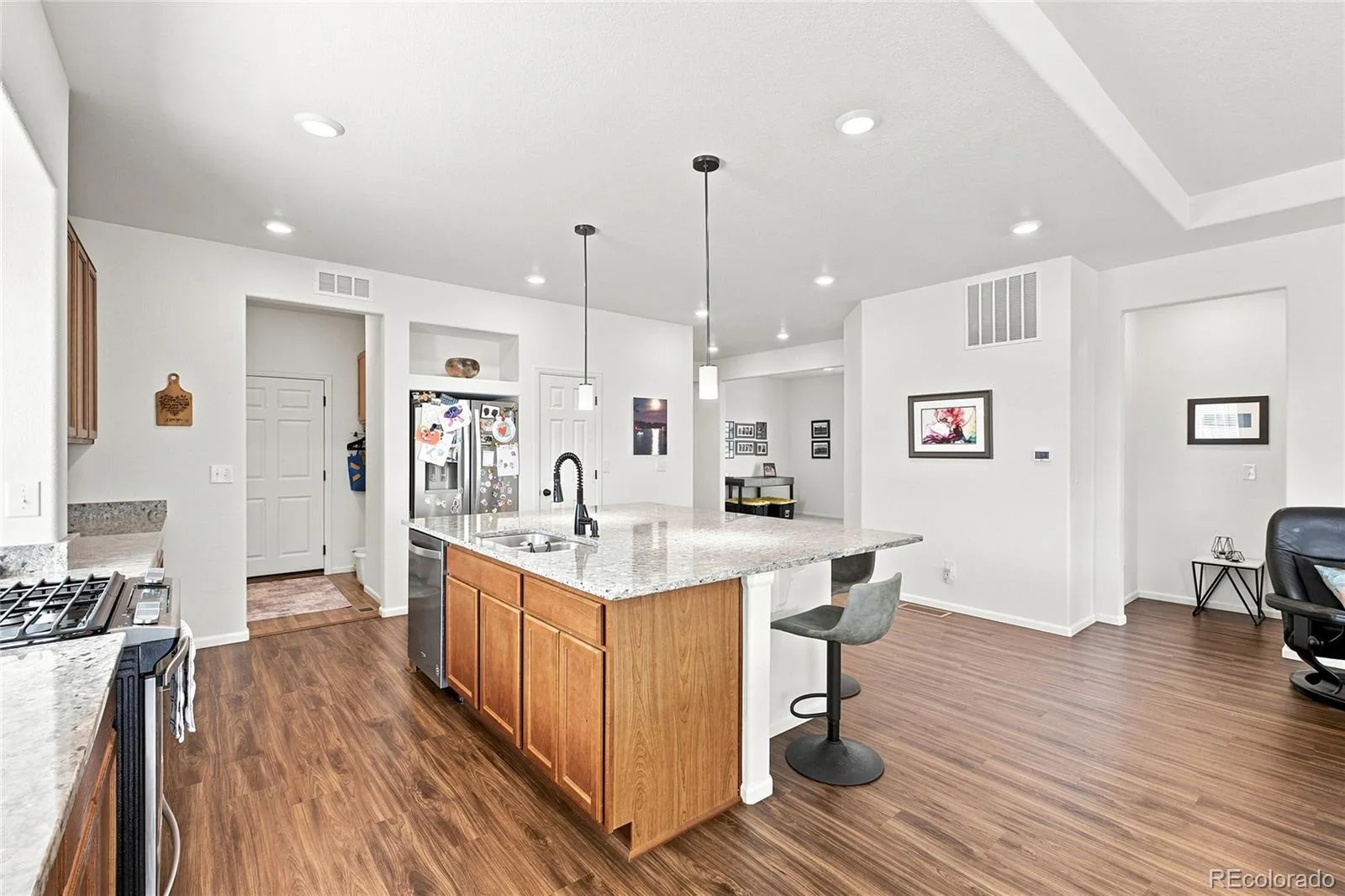 58 S Oak Hill Court Aurora CO 80018 | MLS #REC7334665 08092026172549 1600 7