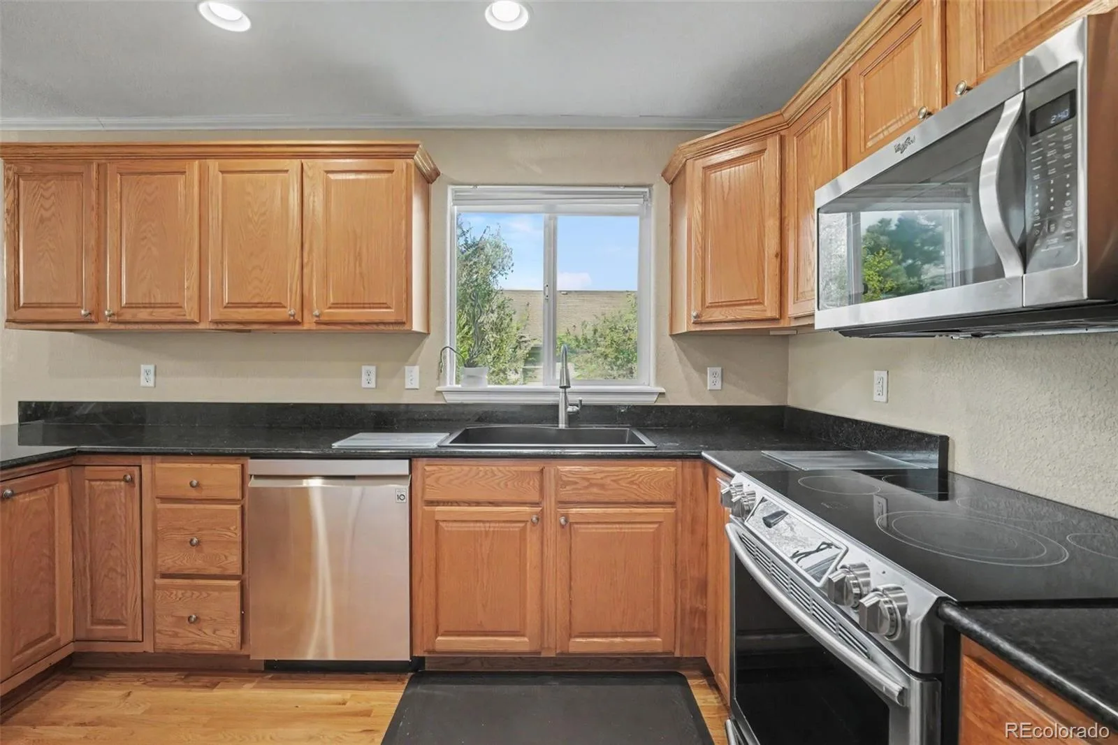 1668 S Dayton Street Aurora CO 80247 | MLS #REC7334847 10092026012153 1600 8
