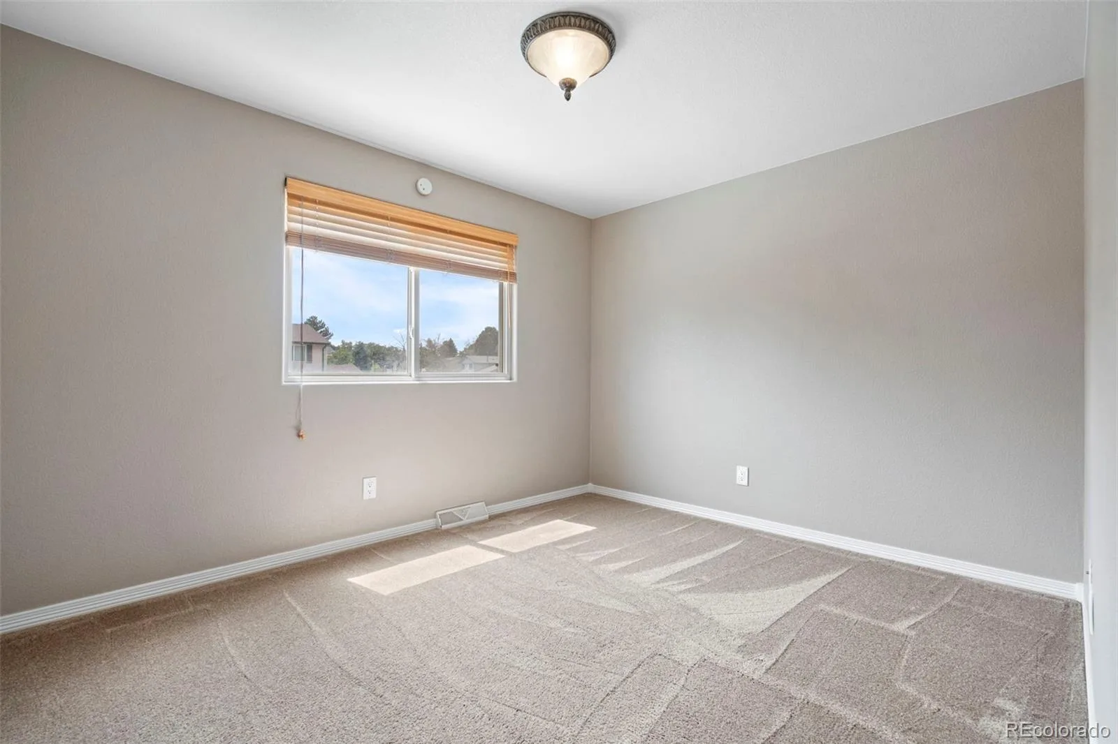 8330 Chase Drive Arvada CO 80003 | MLS #REC7334944 08132026204640 1600 17