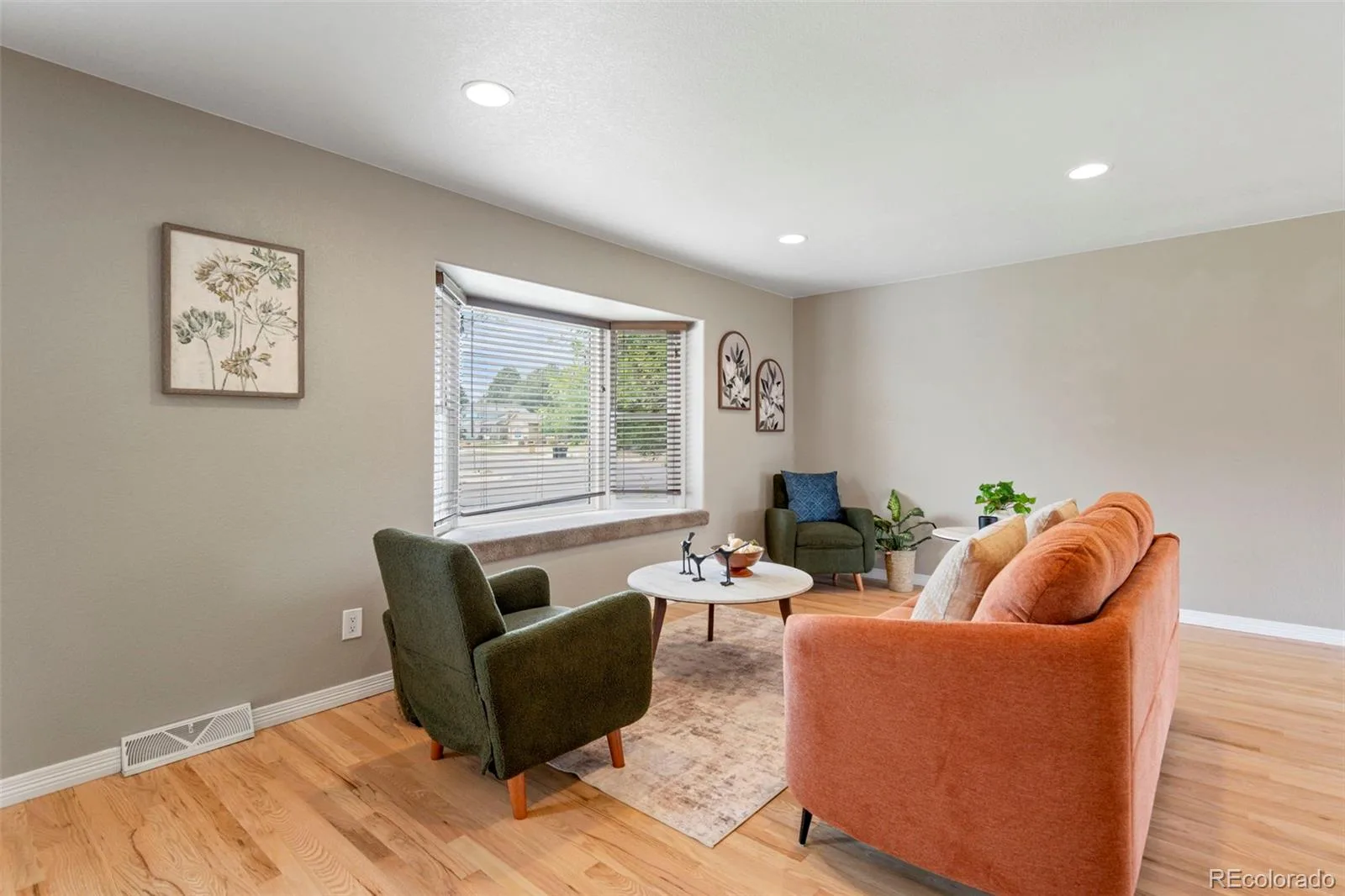 8330 Chase Drive Arvada CO 80003 | MLS #REC7334944 08132026204640 1600 2