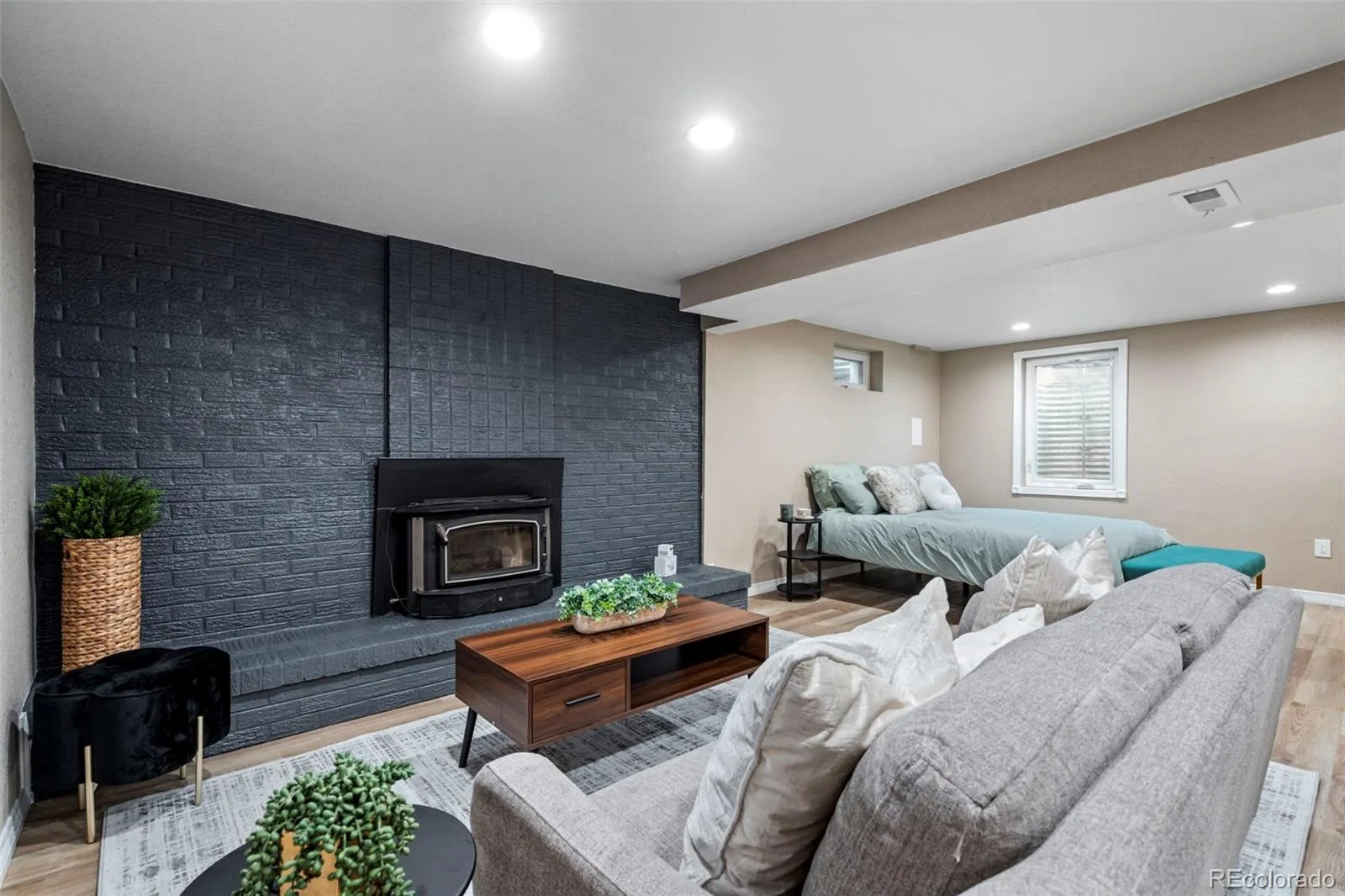 8330 Chase Drive Arvada CO 80003 | MLS #REC7334944 08132026204640 1600 23