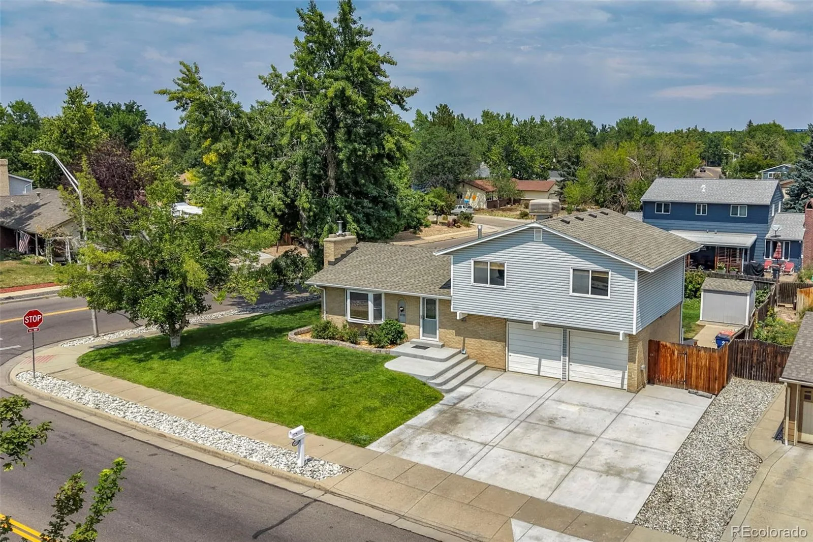 8330 Chase Drive Arvada CO 80003 | MLS #REC7334944 08132026204640 1600 39