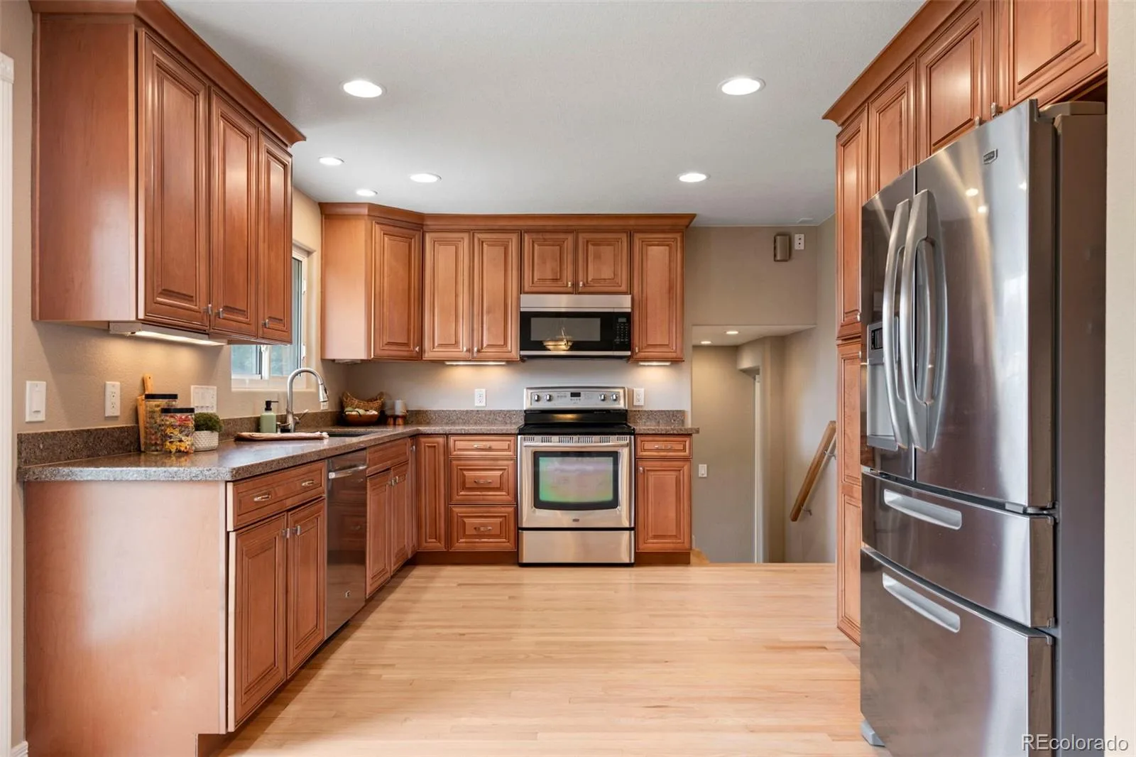 8330 Chase Drive Arvada CO 80003 | MLS #REC7334944 08132026204640 1600 9