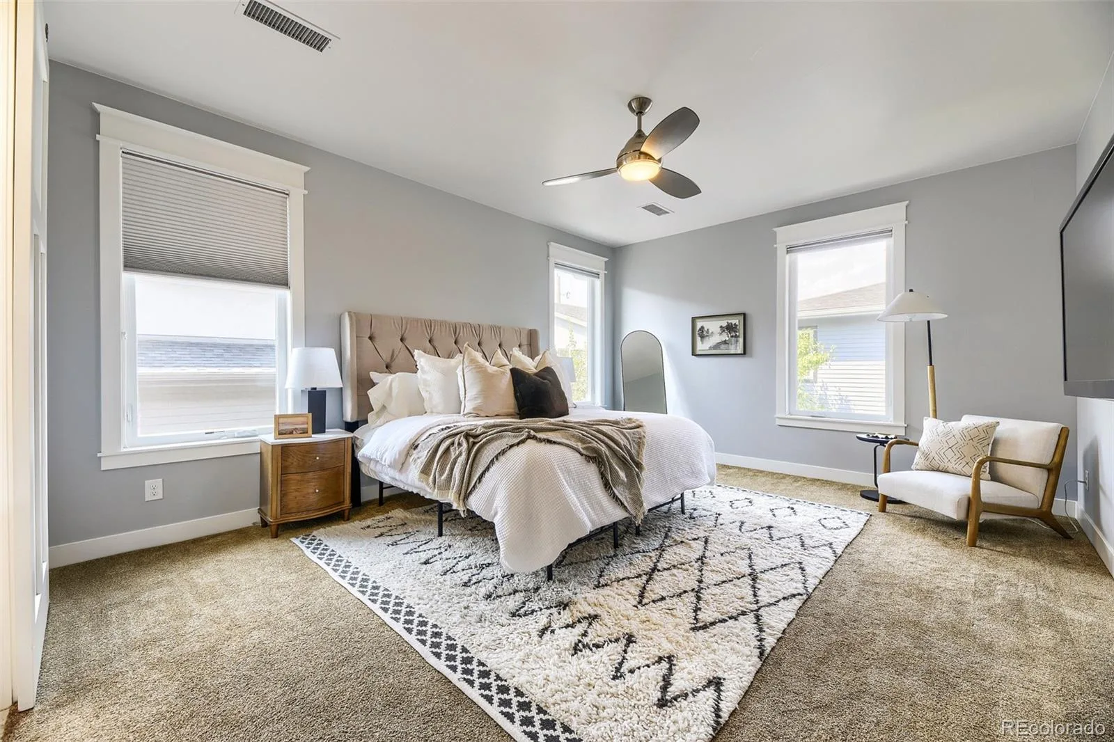 3275 S Logan Street Englewood CO 80113 | MLS #REC7335767 08292026005924 1600 16