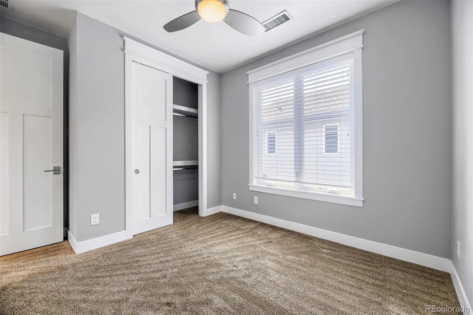 3275 S Logan Street Englewood CO 80113 | MLS #REC7335767 08292026005924 1600 22