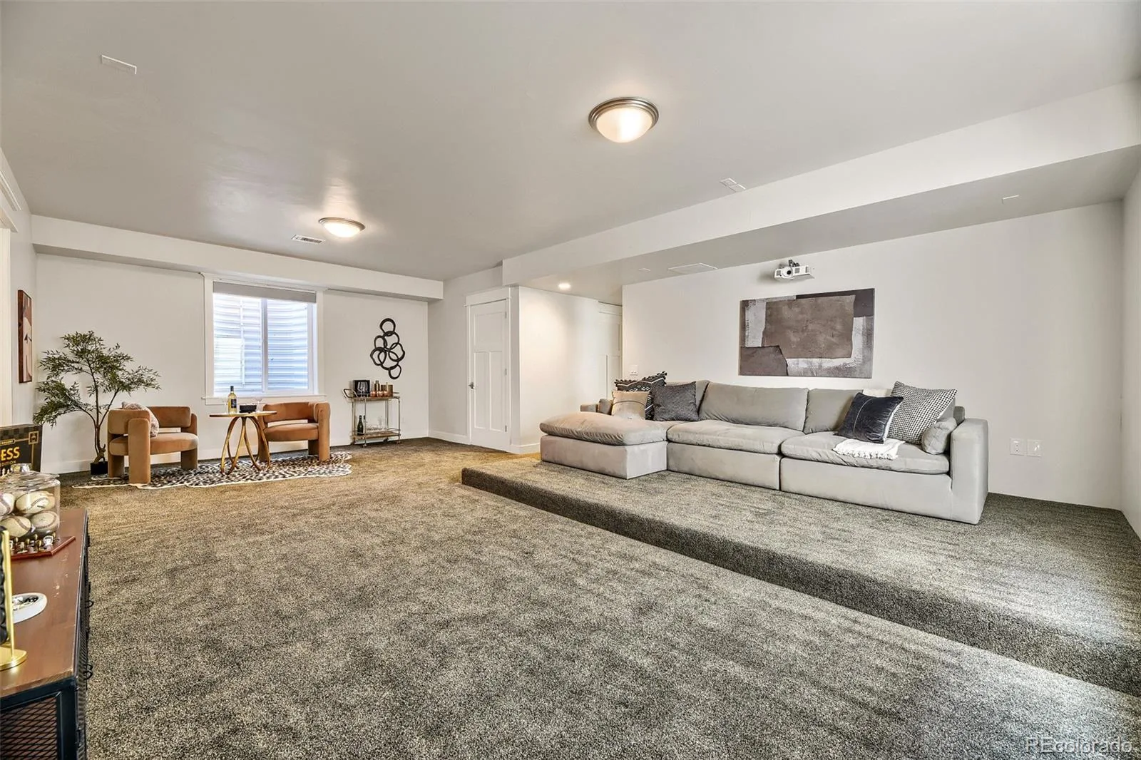3275 S Logan Street Englewood CO 80113 | MLS #REC7335767 08292026005924 1600 24