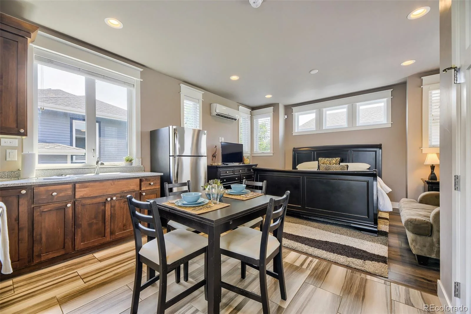 3275 S Logan Street Englewood CO 80113 | MLS #REC7335767 08292026005924 1600 32