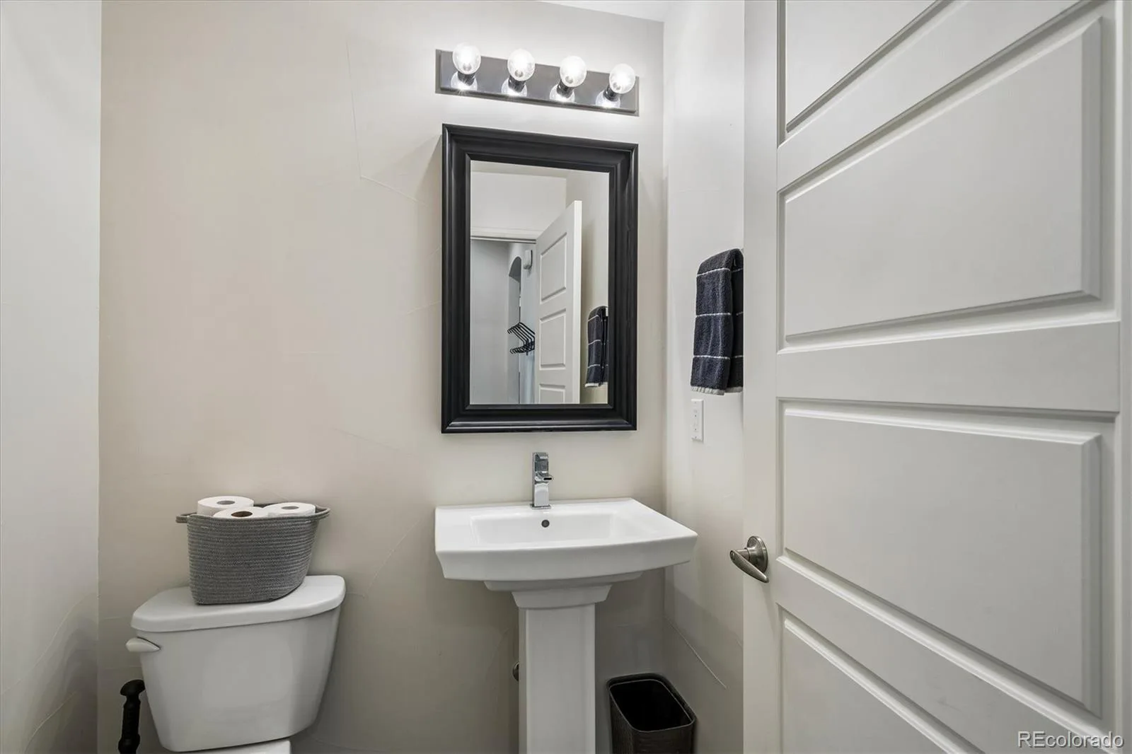 3418 Starry Night Loop Castle Rock CO 80109 | MLS #REC7336616 08172026215945 1600 16