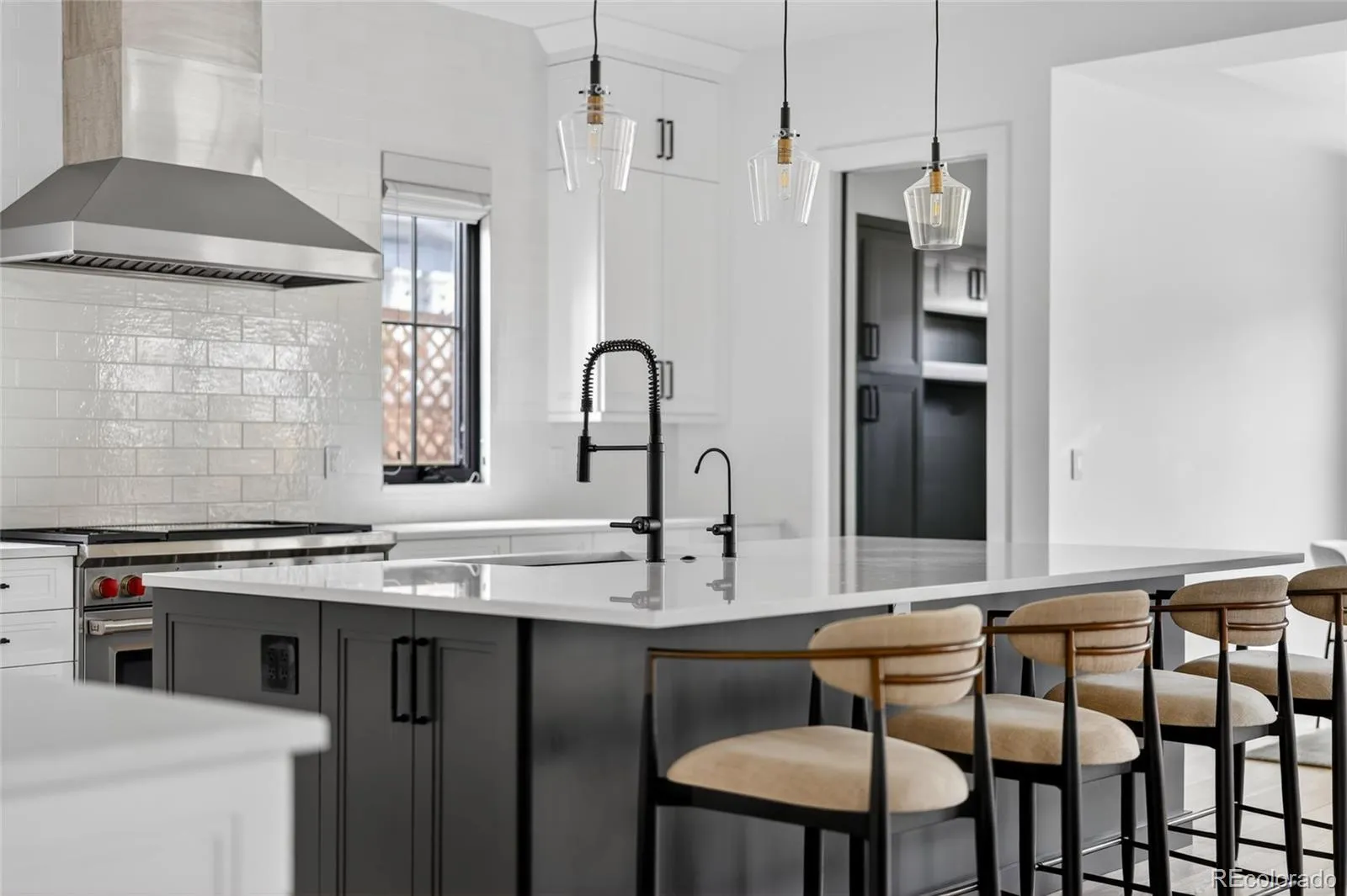 1740 S Ogden Street Denver CO 80210 MLS #REC7338460 05152026200719 1600 11