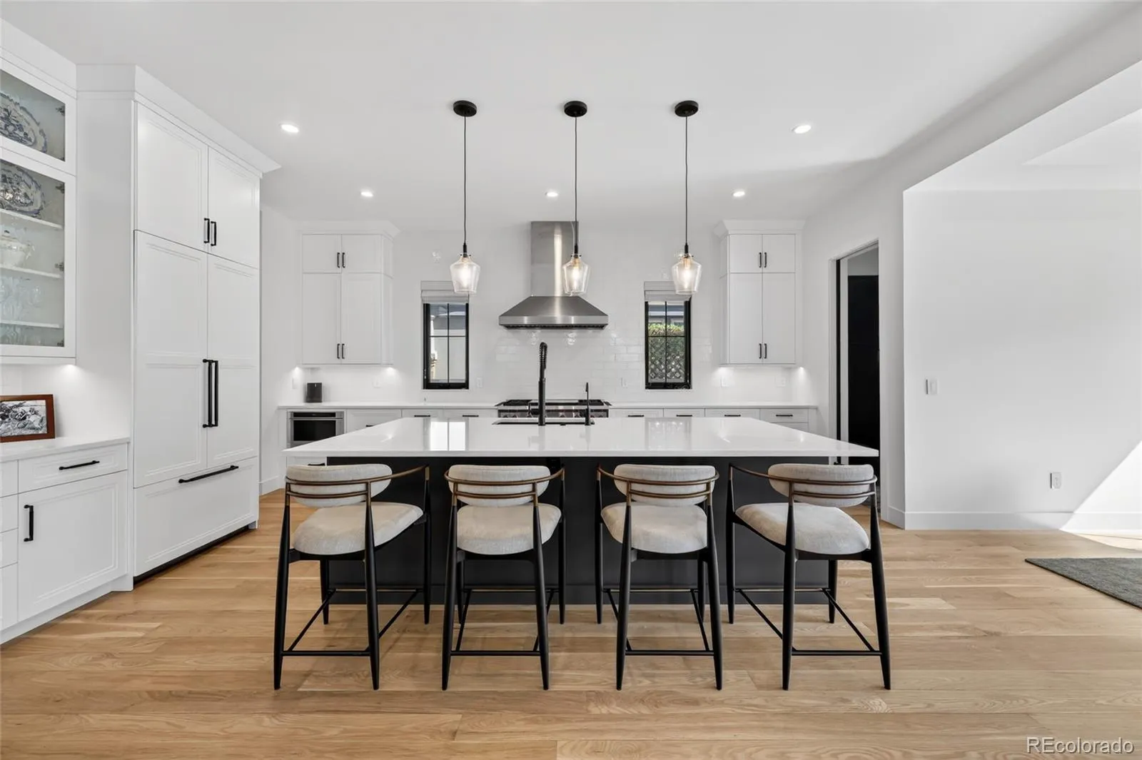 1740 S Ogden Street Denver CO 80210 MLS #REC7338460 05152026200719 1600 12