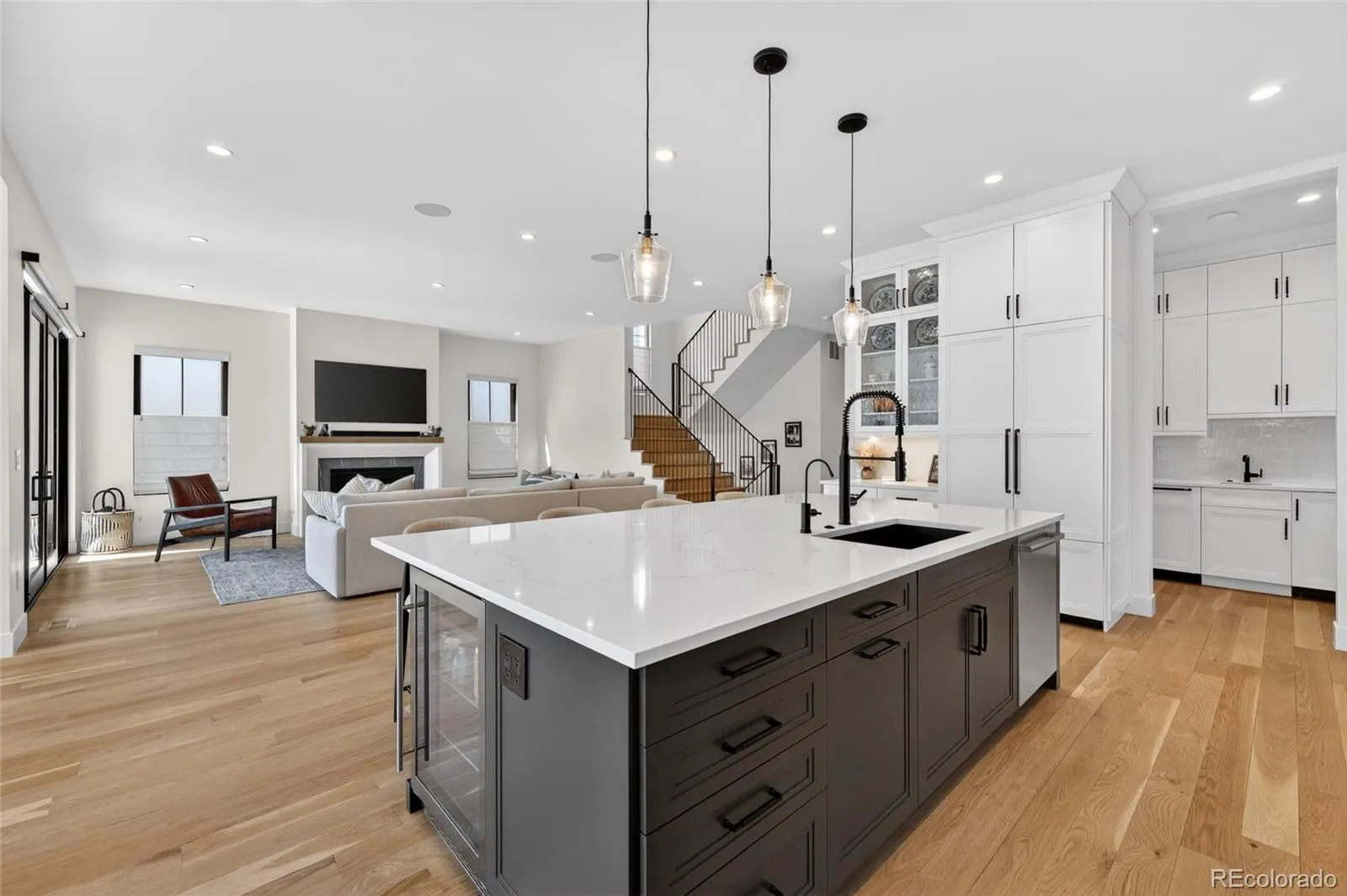 1740 S Ogden Street Denver CO 80210 MLS #REC7338460 05152026200719 1600 15