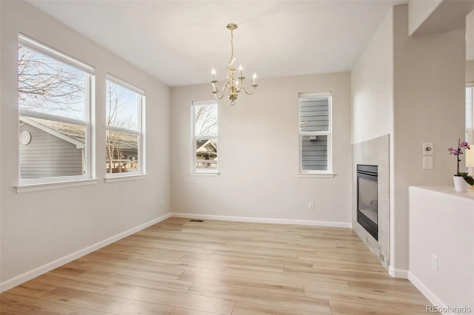 04162026160557 1600 10