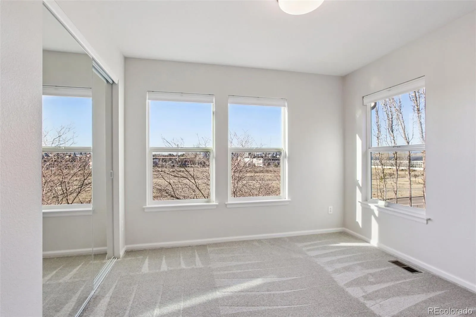 04162026160557 1600 23