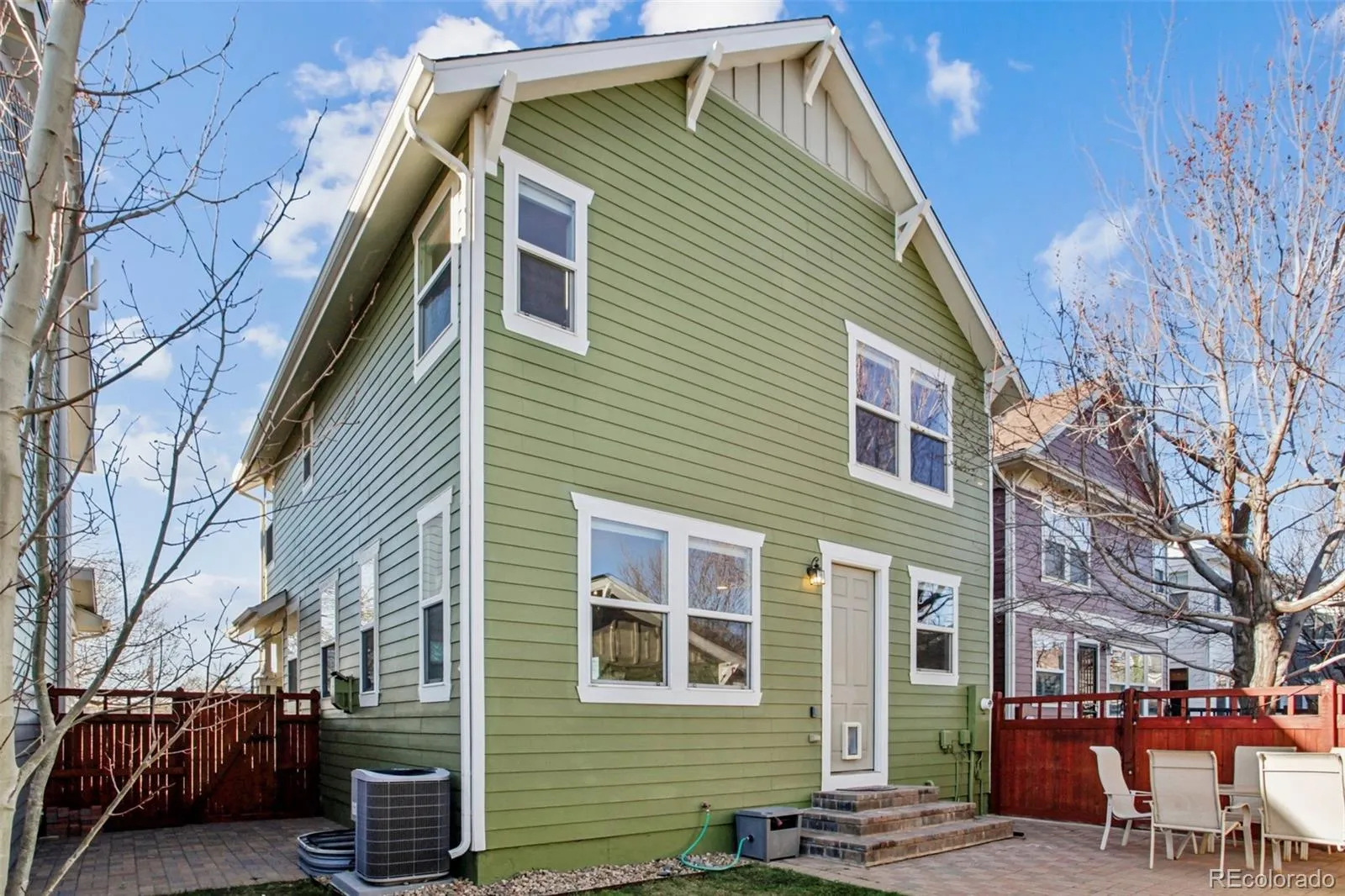 04162026160557 1600 35