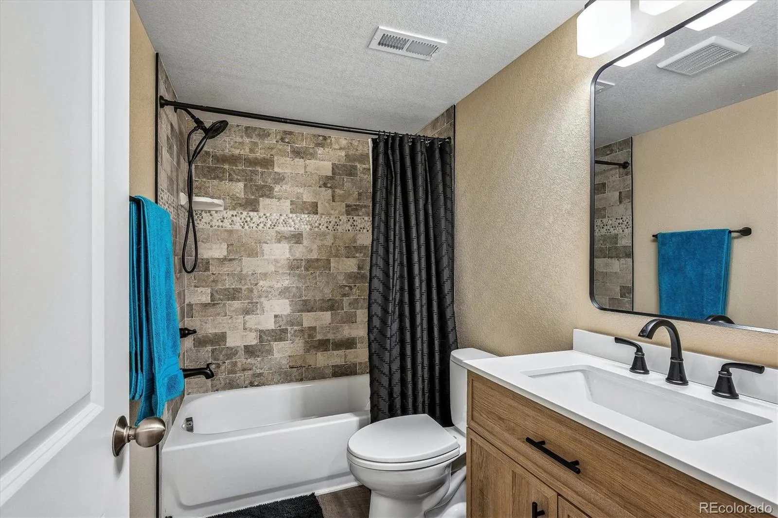 24377 E Davies Place Aurora CO 80016 MLS #REC7338762 04292026215622 1600 26