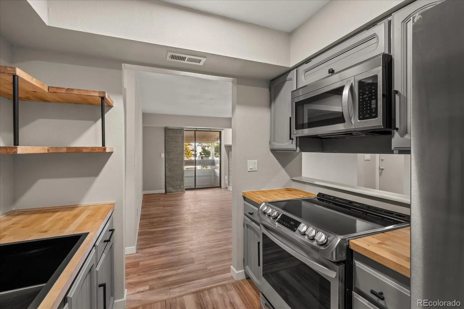 14438 E 1st Drive #c11 Aurora CO 80011 MLS #REC7339149 04252026160414 1600 1