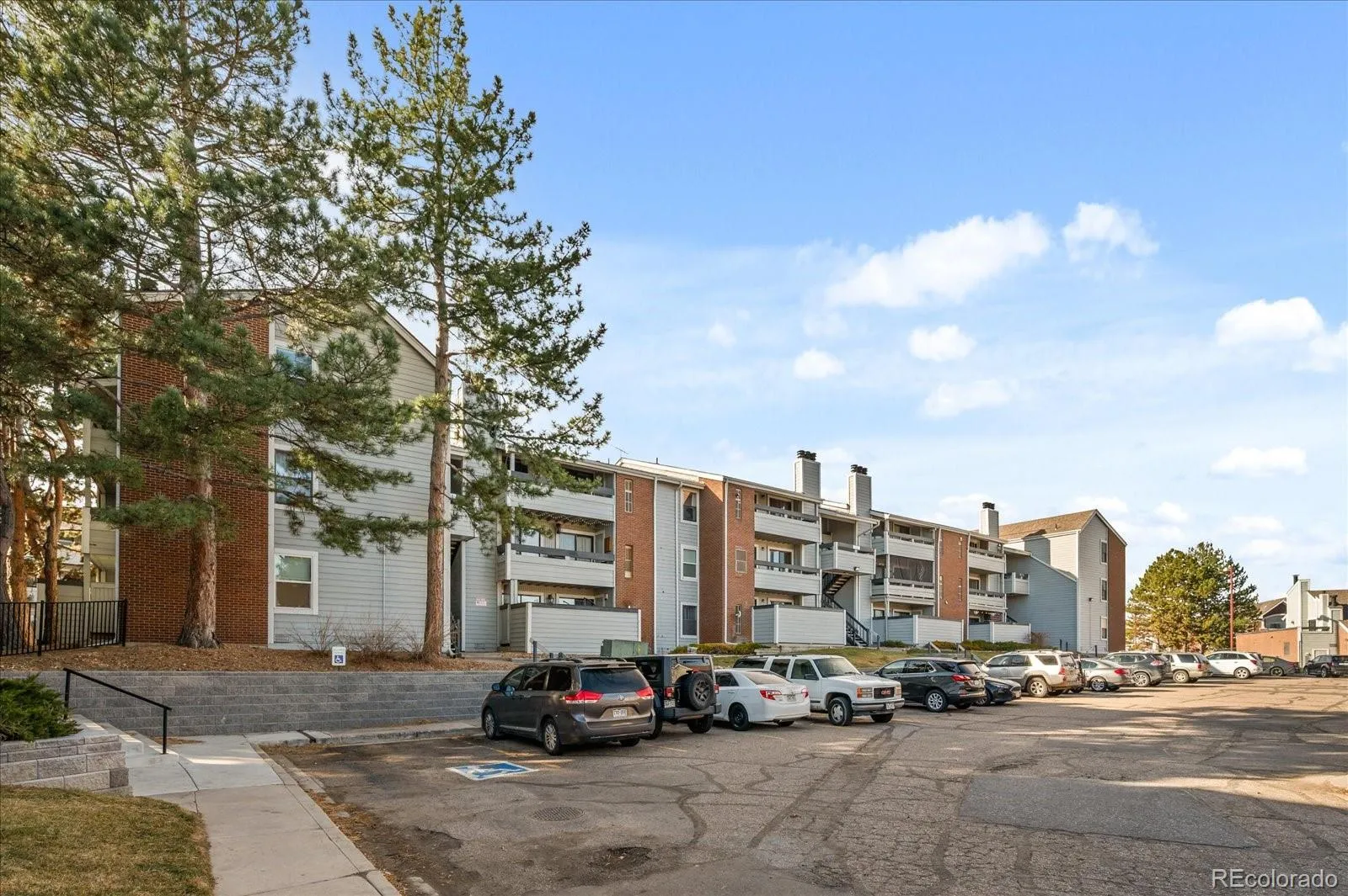 14438 E 1st Drive #c11 Aurora CO 80011 MLS #REC7339149 04252026160414 1600 16