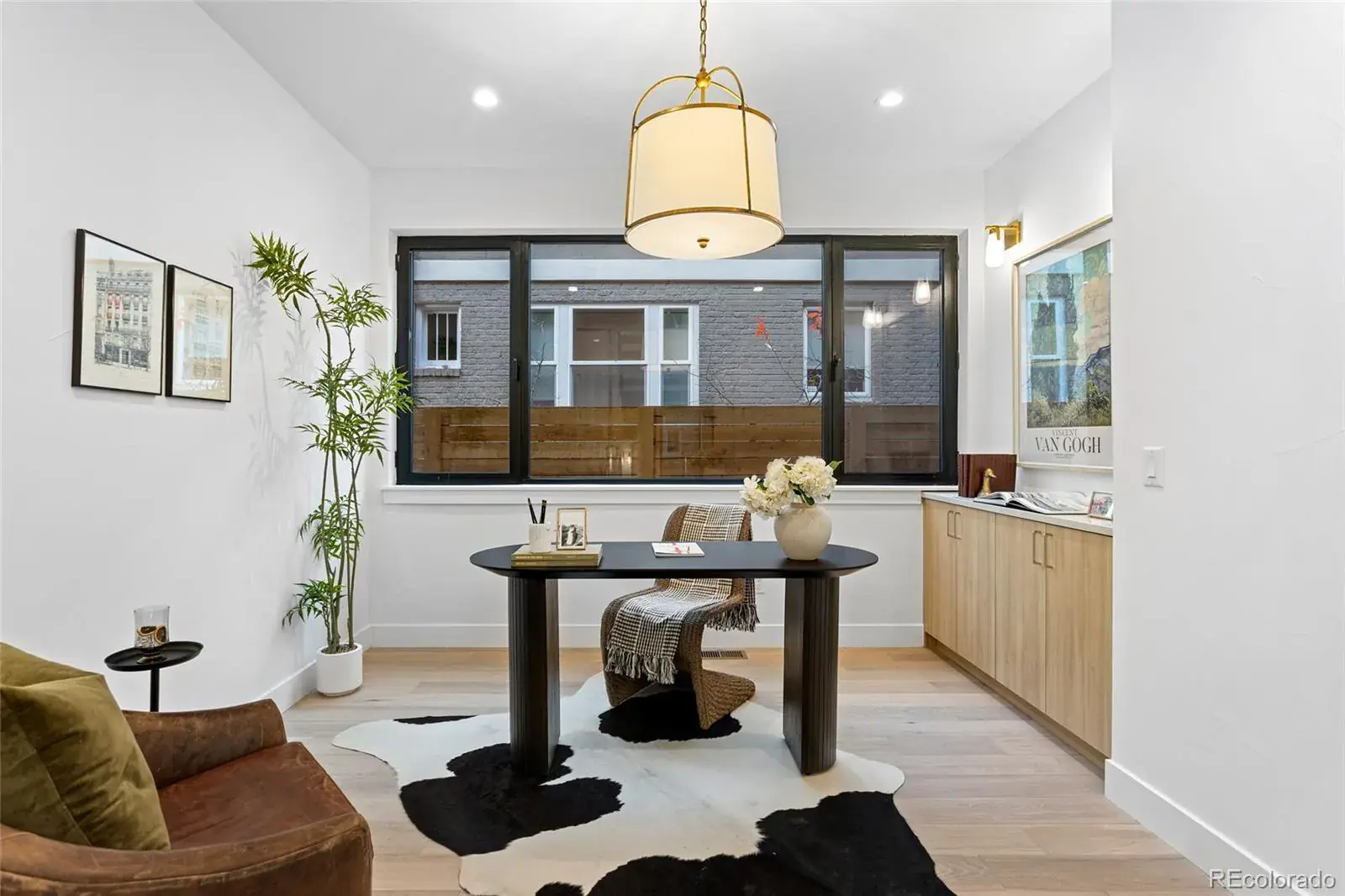 11142025150417 1600 17