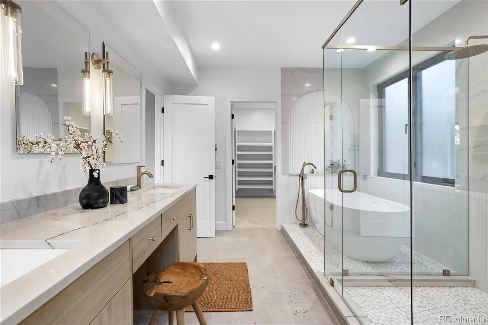 11142025150417 1600 25