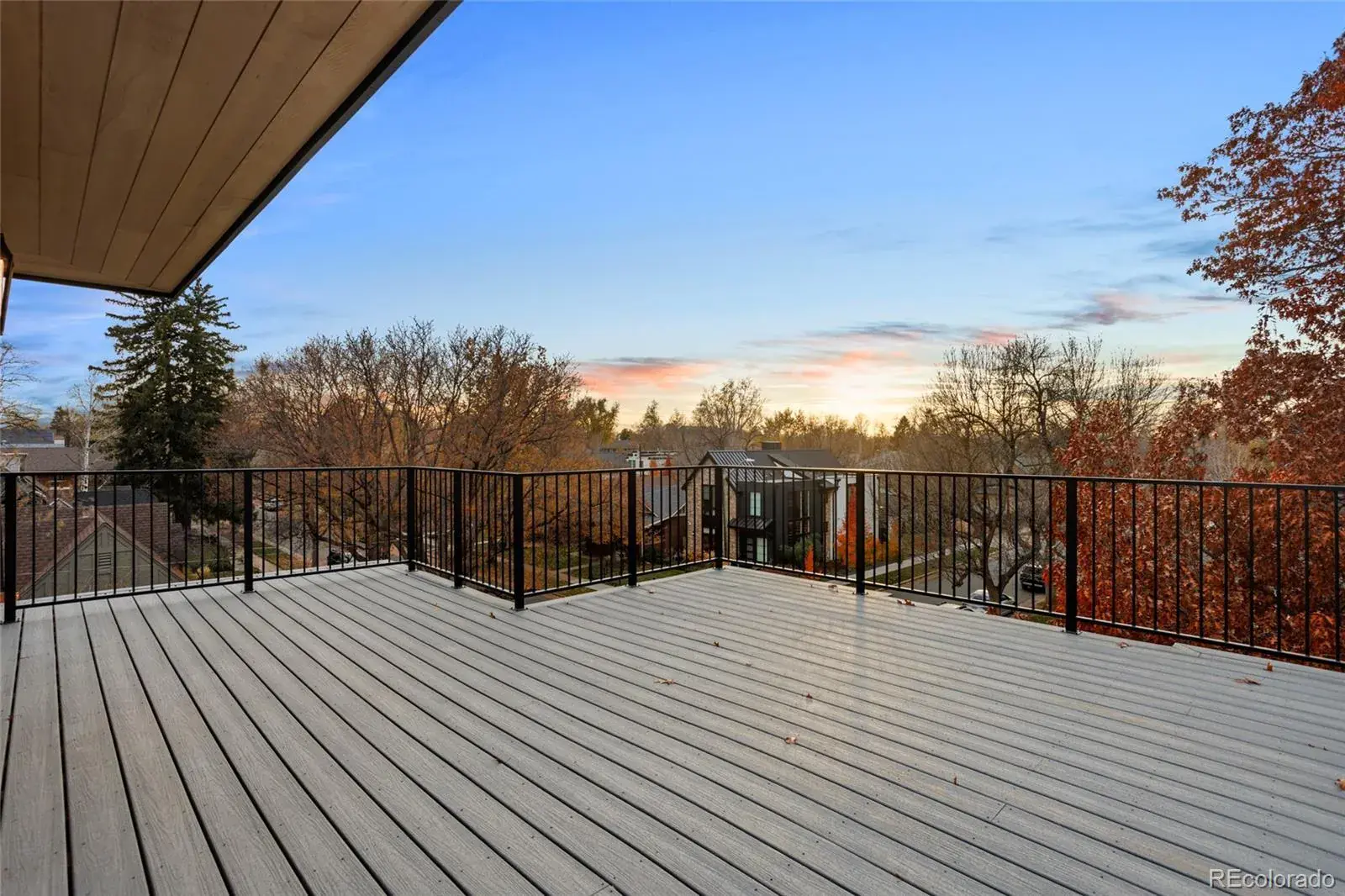 11142025150417 1600 35