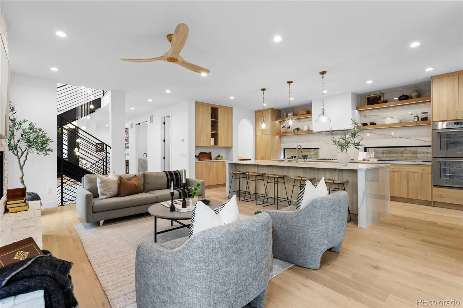 11142025150417 1600 8