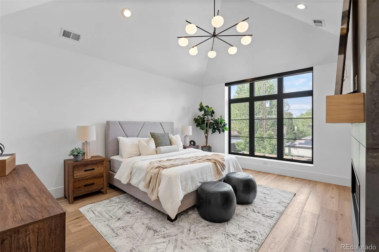 959 S Vine Street Denver CO 80209 MLS #REC7342061 05082026155129 1600 15