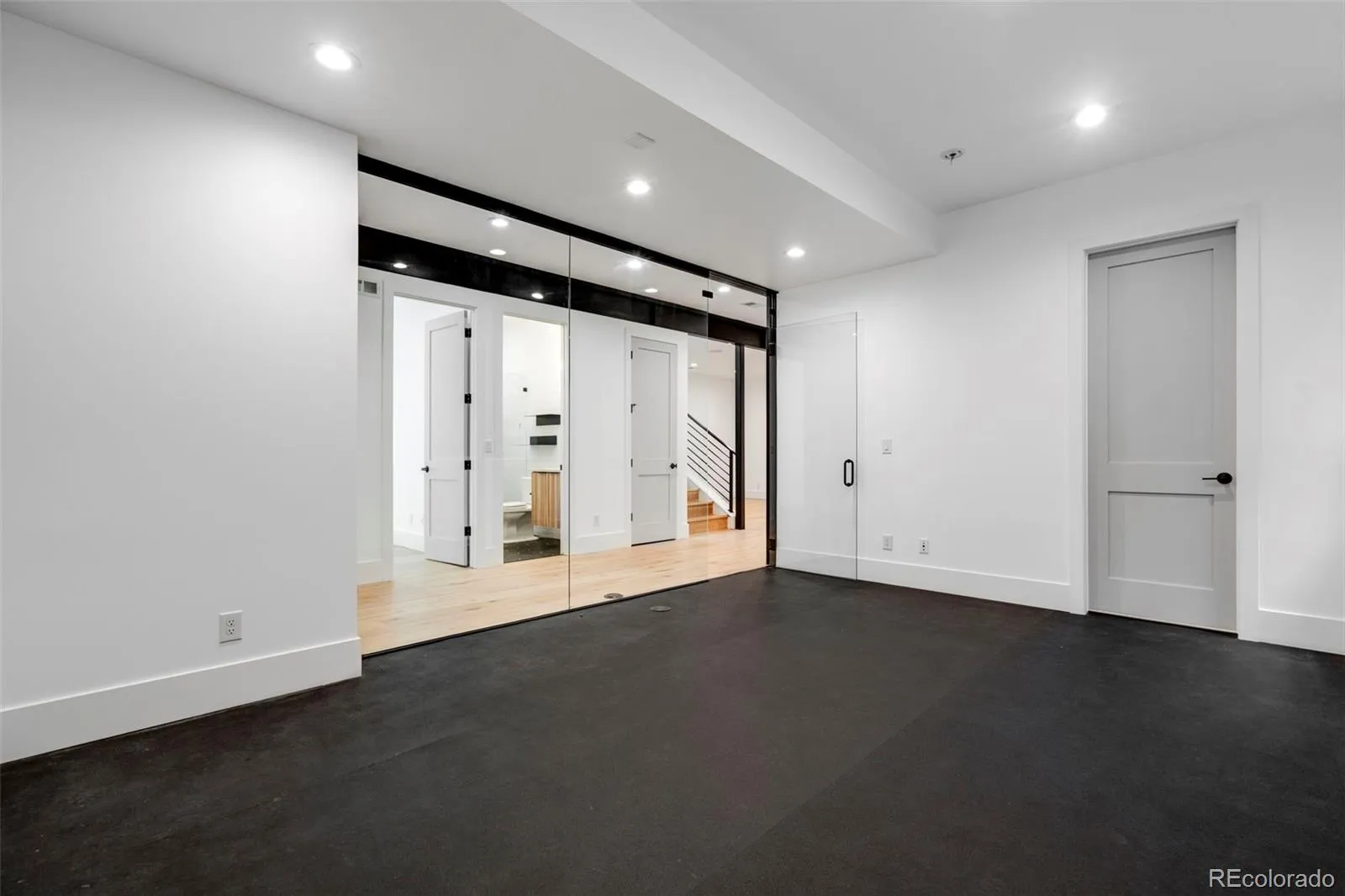959 S Vine Street Denver CO 80209 MLS #REC7342061 05082026155129 1600 31