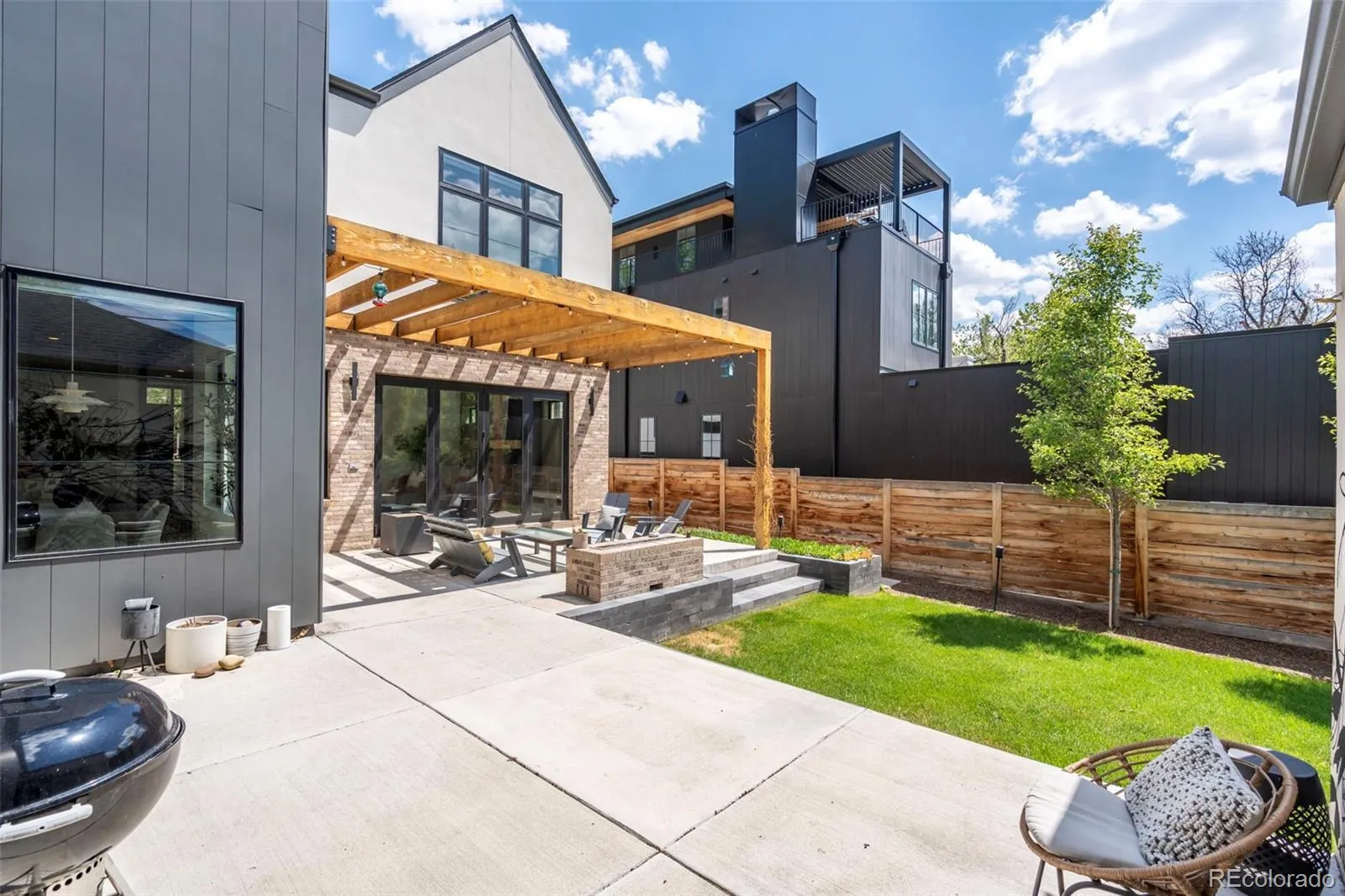 959 S Vine Street Denver CO 80209 MLS #REC7342061 05082026155129 1600 40