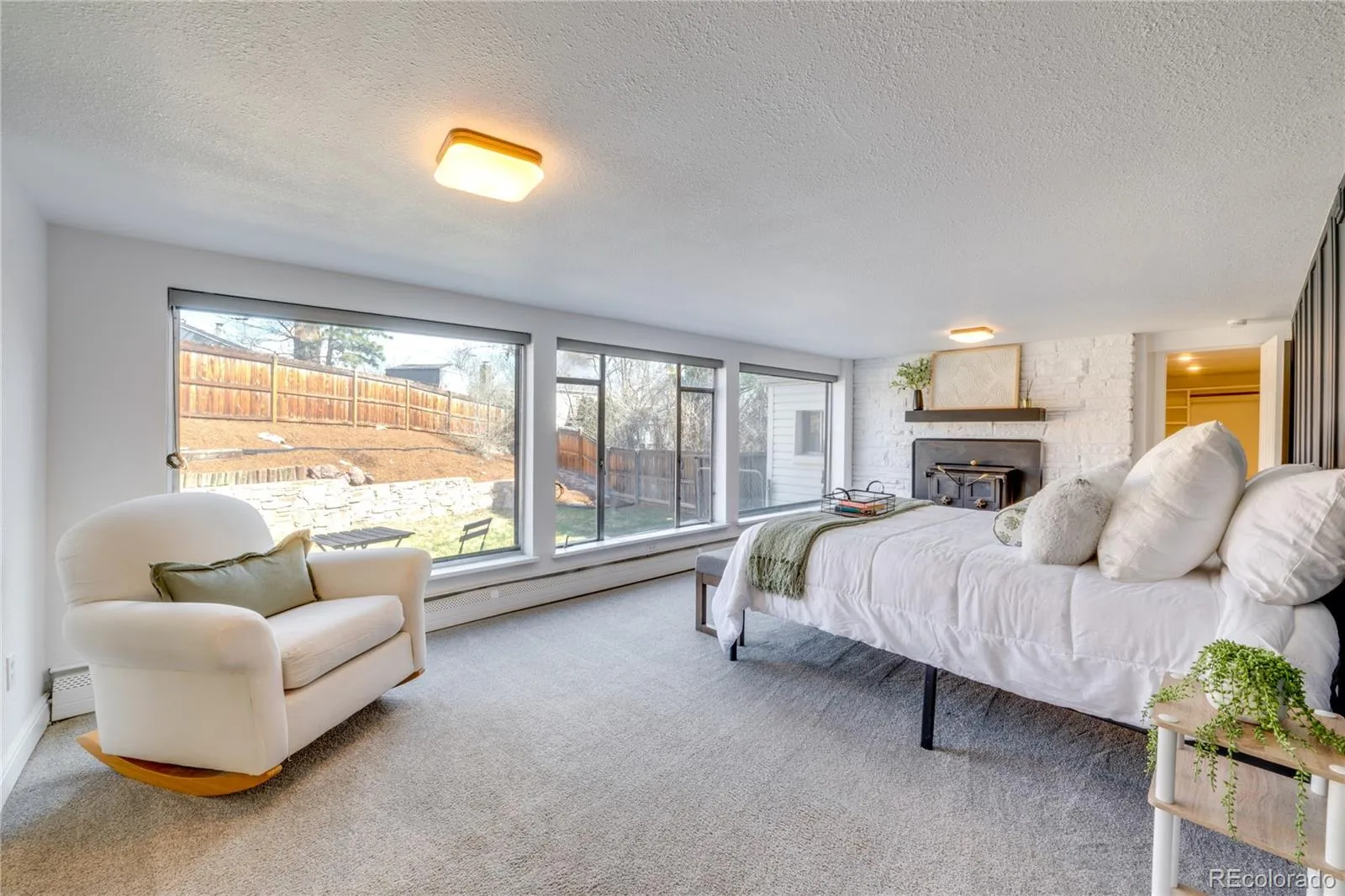 04172026162407 1600 11