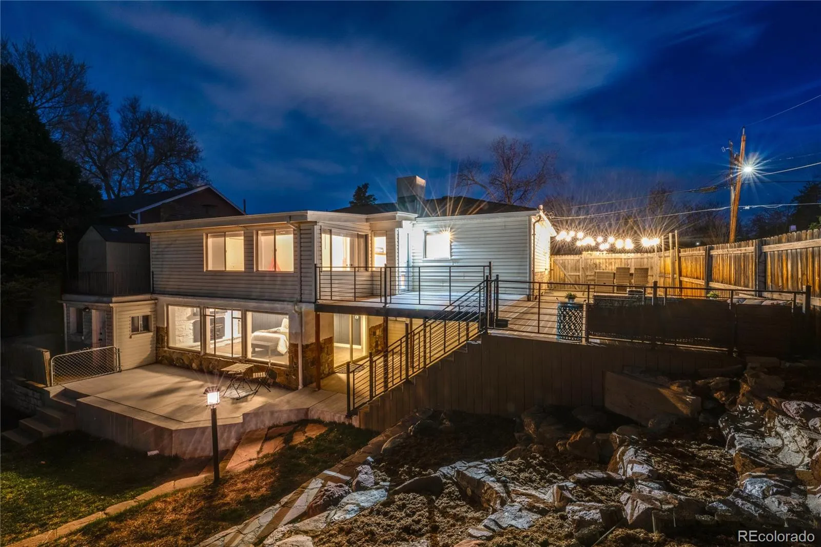 04172026162407 1600 32