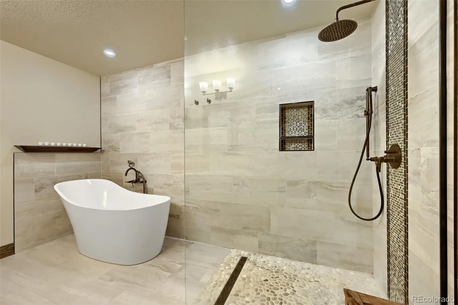 30591 Sun Creek Drive #13E Evergreen CO 80439 | MLS #REC7342519 05022026201026 1600 24