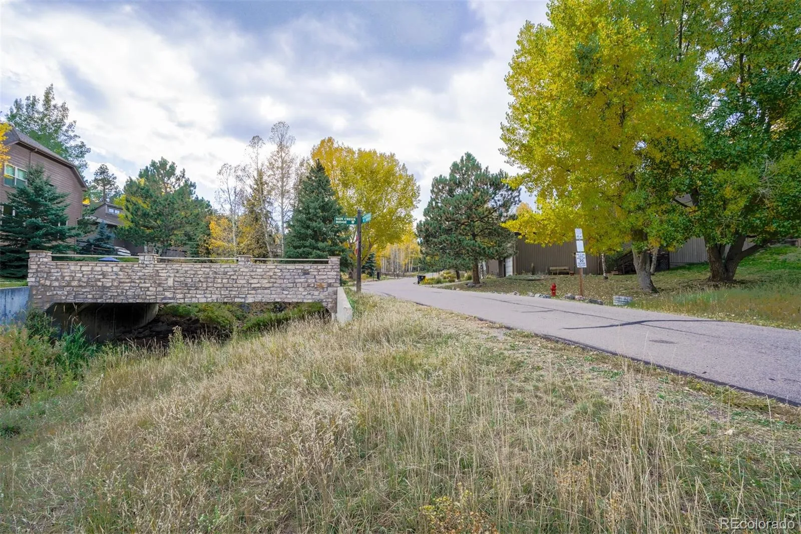 30591 Sun Creek Drive #13E Evergreen CO 80439 | MLS #REC7342519 05022026201026 1600 39