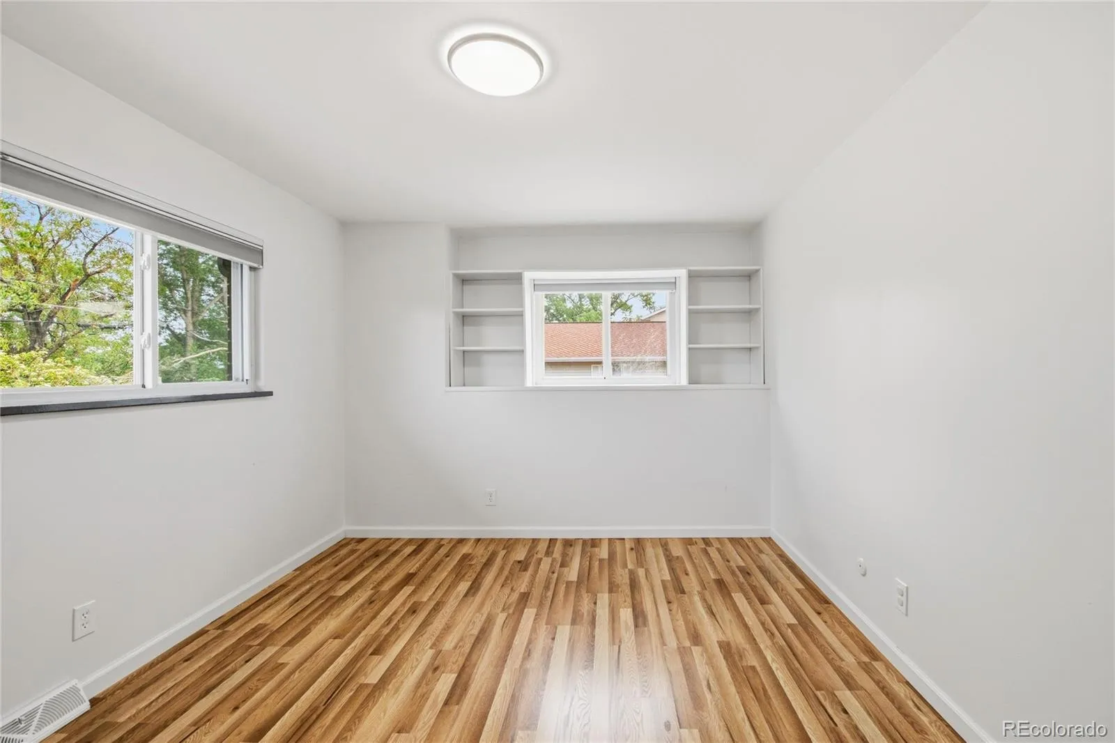 2100 Ellis Street Golden CO 80401 MLS #REC7343526 05282026025551 1600 29