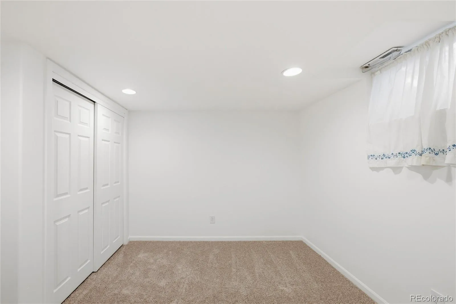 2100 Ellis Street Golden CO 80401 MLS #REC7343526 05282026025551 1600 35