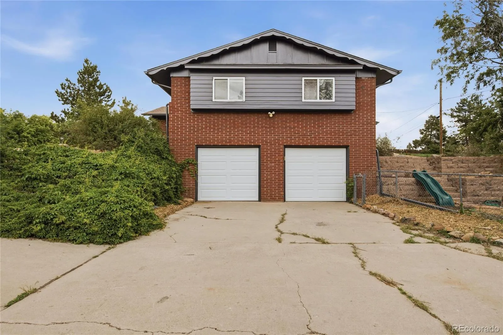 2100 Ellis Street Golden CO 80401 MLS #REC7343526 05282026025551 1600 38