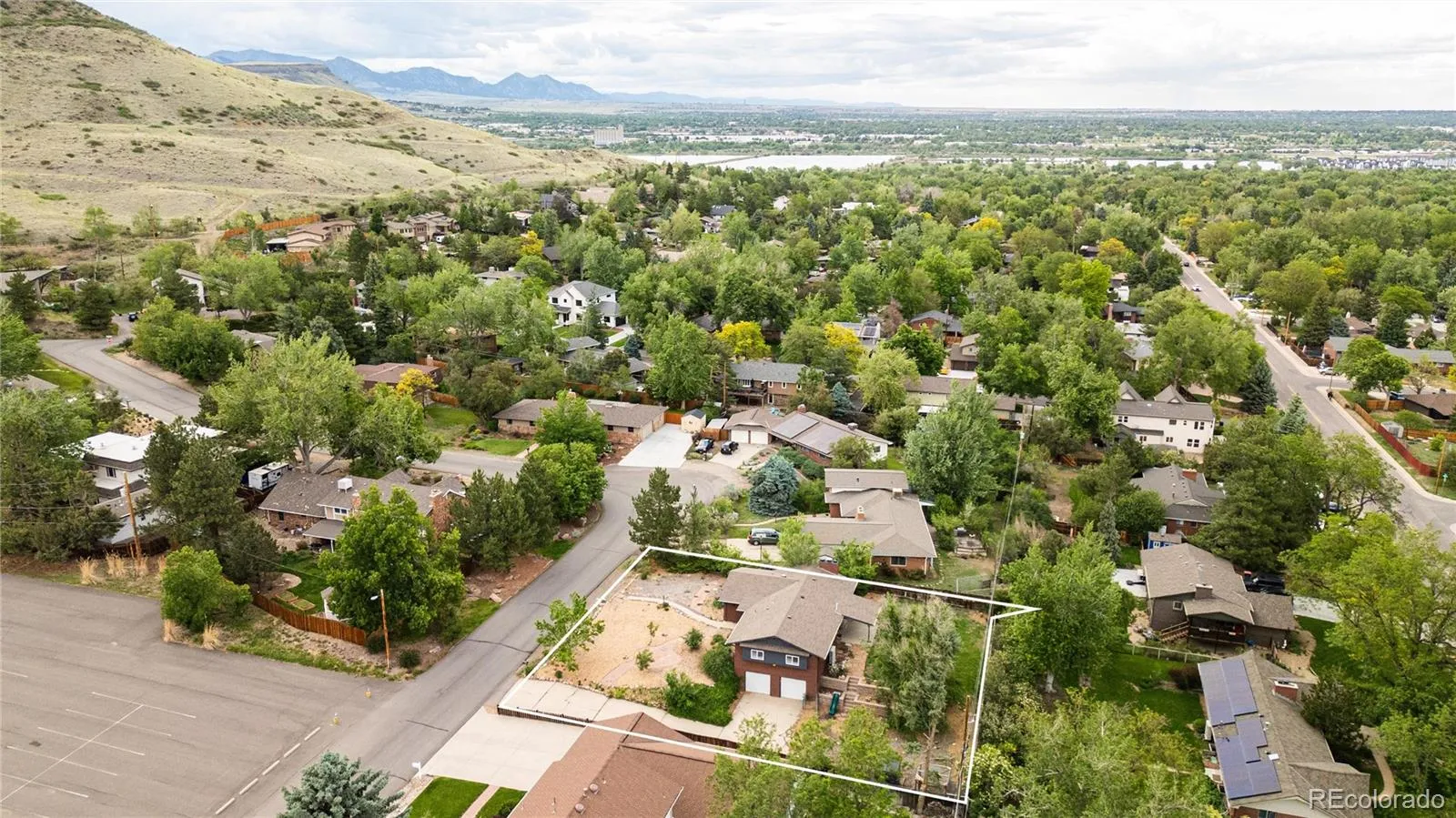 2100 Ellis Street Golden CO 80401 MLS #REC7343526 05282026025551 1600 39
