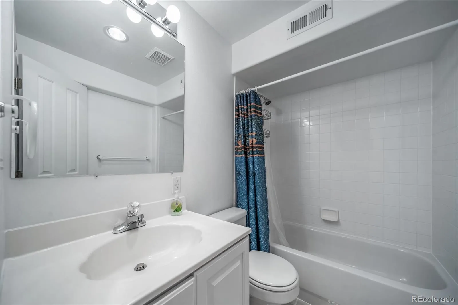6703 Kilmer Court Arvada CO 80007 | MLS #REC7344500 08112026191831 1600 41
