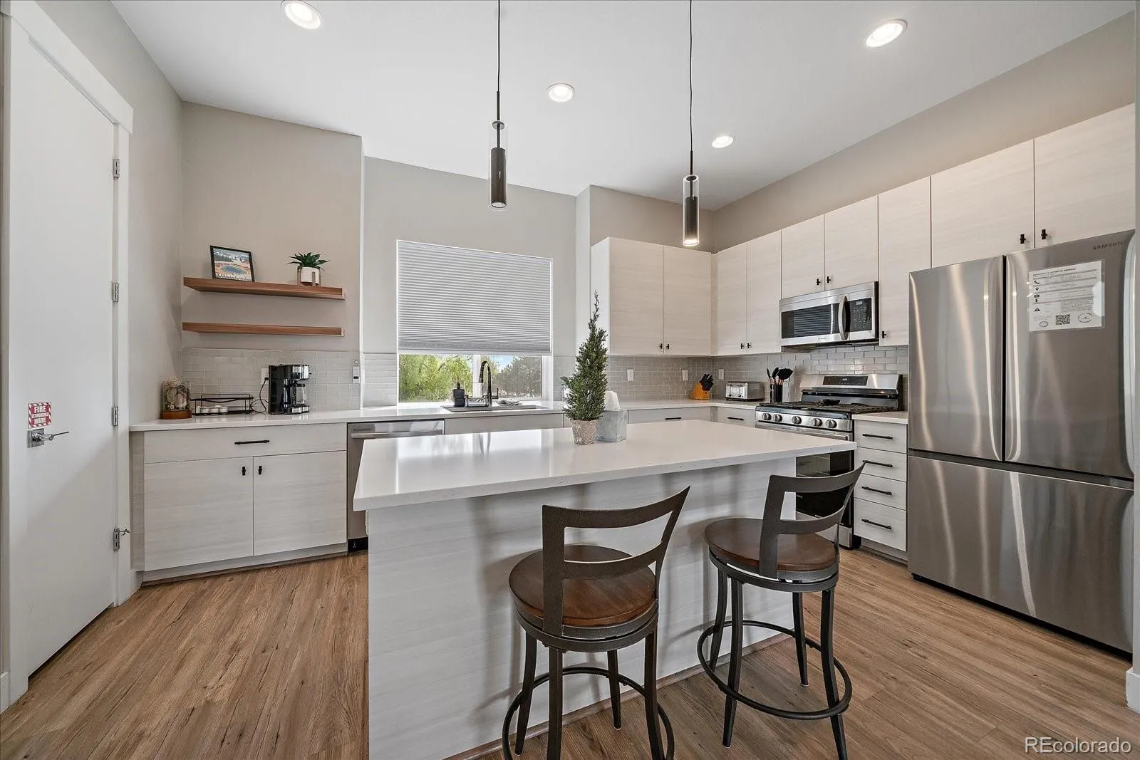 6005 Benton Street Arvada CO 80003 MLS #REC7344982 04222026192600 1600 10