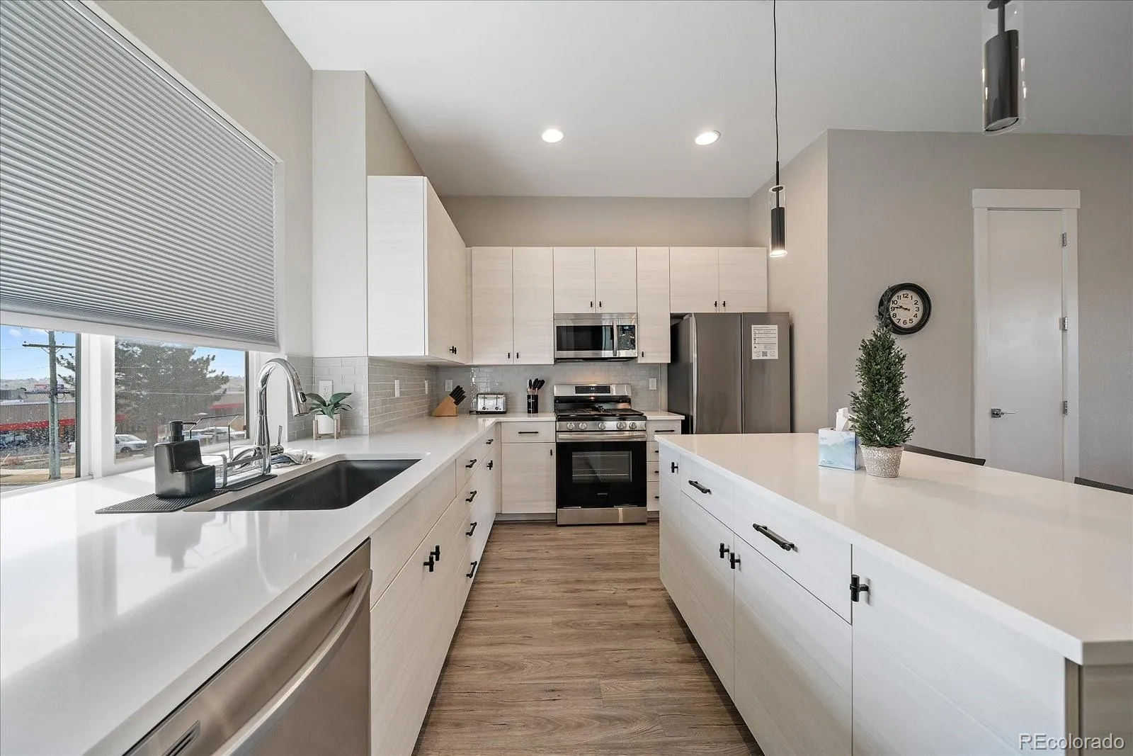 6005 Benton Street Arvada CO 80003 MLS #REC7344982 04222026192600 1600 12