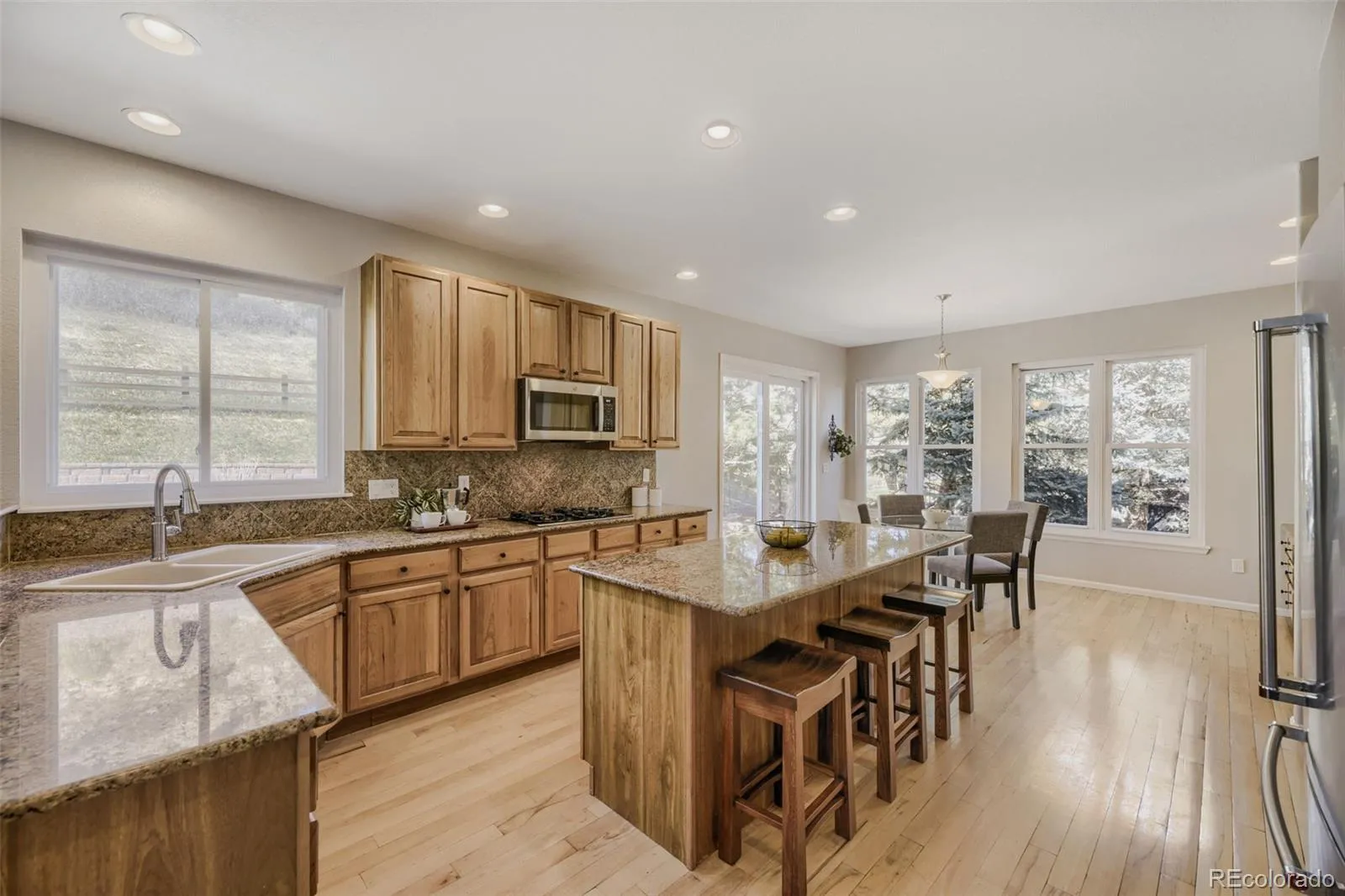 7179 Red Mesa Drive Littleton CO 80125 | MLS #REC7347099 04242026181547 1600 10