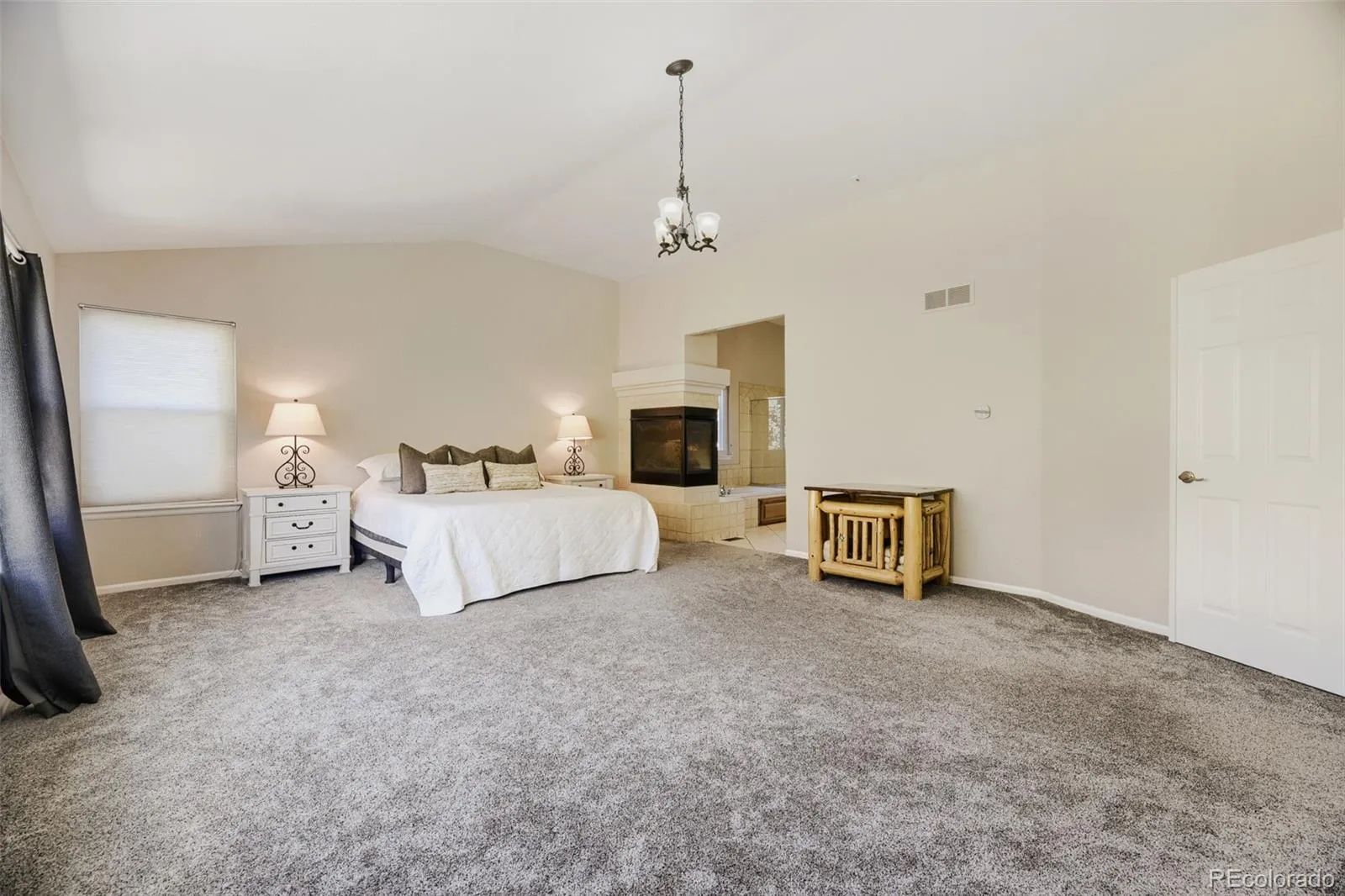 7179 Red Mesa Drive Littleton CO 80125 | MLS #REC7347099 04242026181547 1600 20