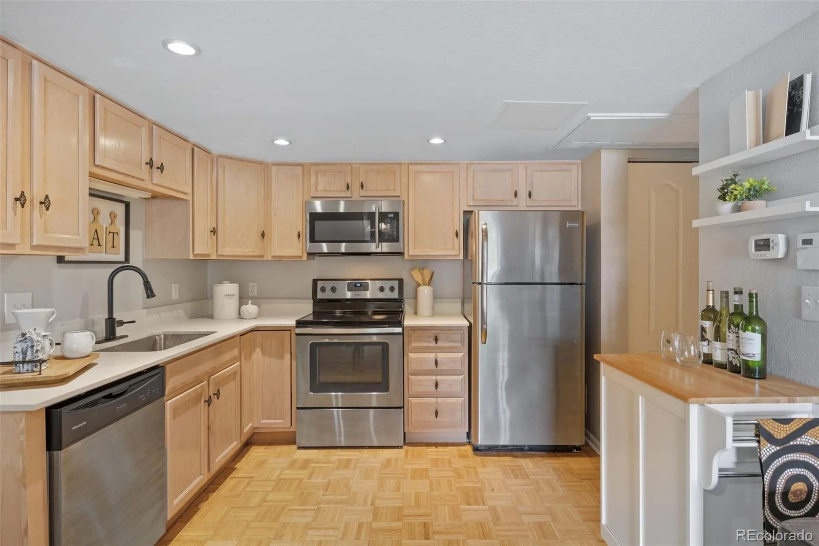 1655 S Cole Street #B6 Lakewood CO 80228 | MLS #REC7348009 06202026180804 1600 16