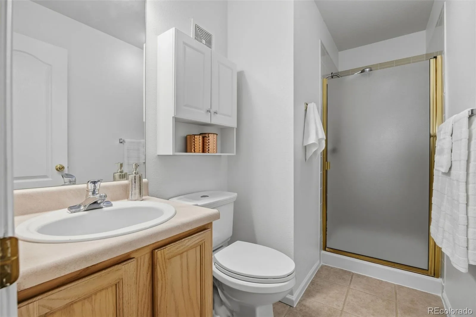 1655 S Cole Street #B6 Lakewood CO 80228 | MLS #REC7348009 06202026180804 1600 24
