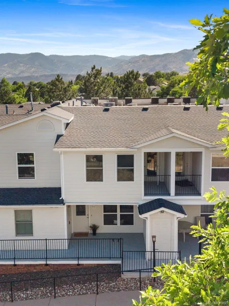 1655 S Cole Street #B6 Lakewood CO 80228 | MLS #REC7348009 06202026180804 800 31