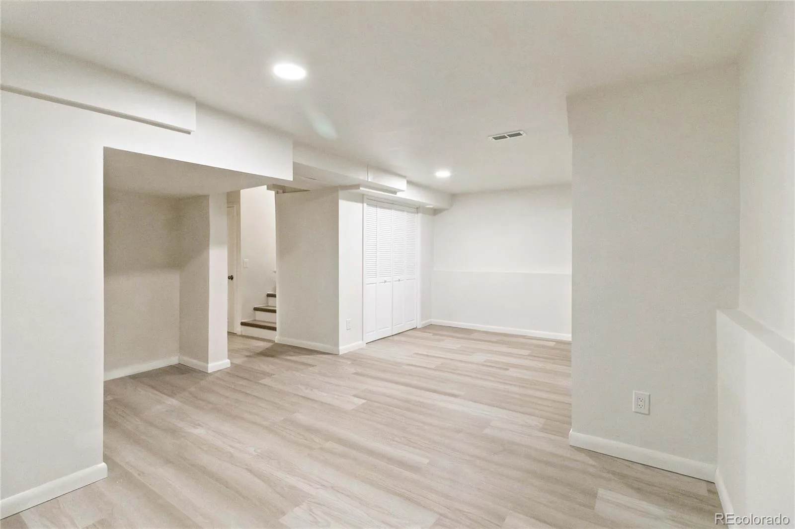 14071 E Quinn Circle Aurora CO 80015 | MLS #REC7350627 08292026025635 1600 27